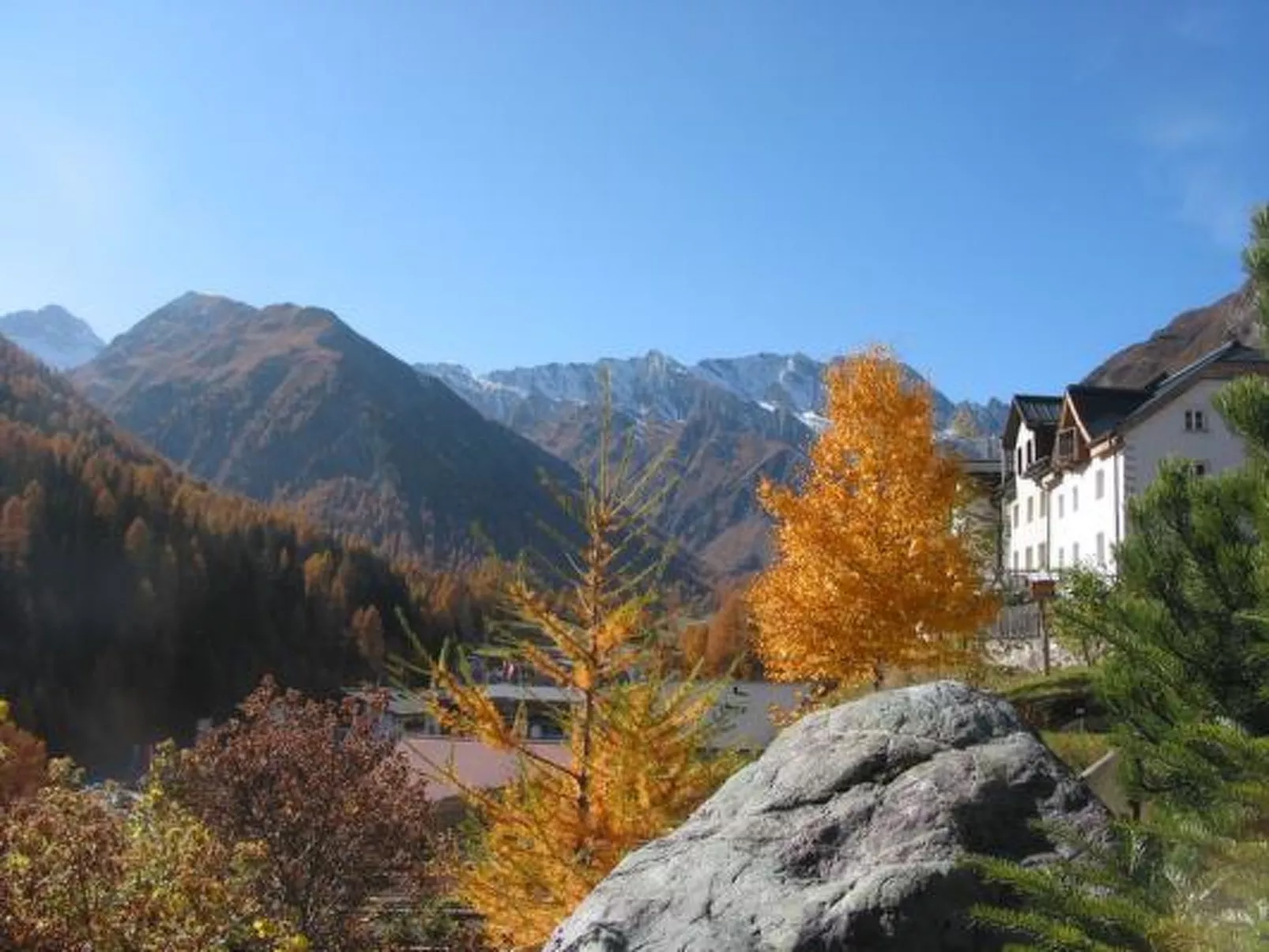 Atlantis Apartments, (Samnaun-Ravaisch). - Buiten