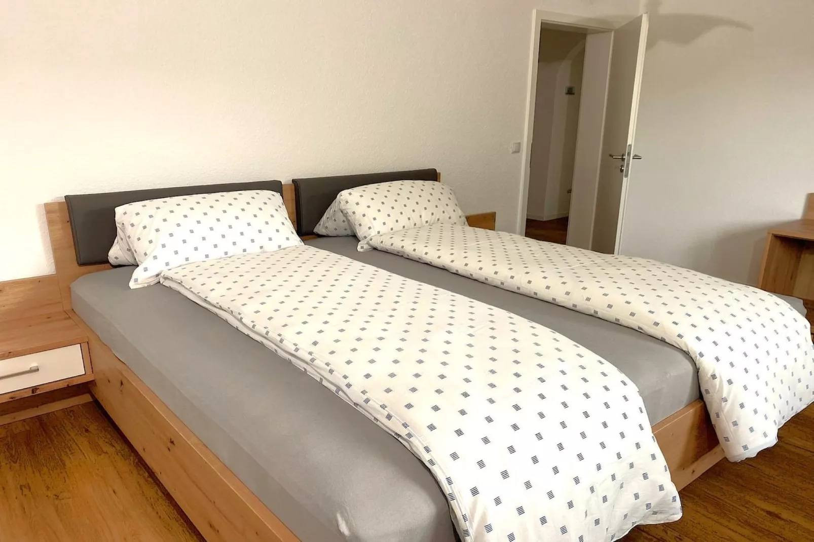 Apartment Spiegelkurve - Slaapkamer