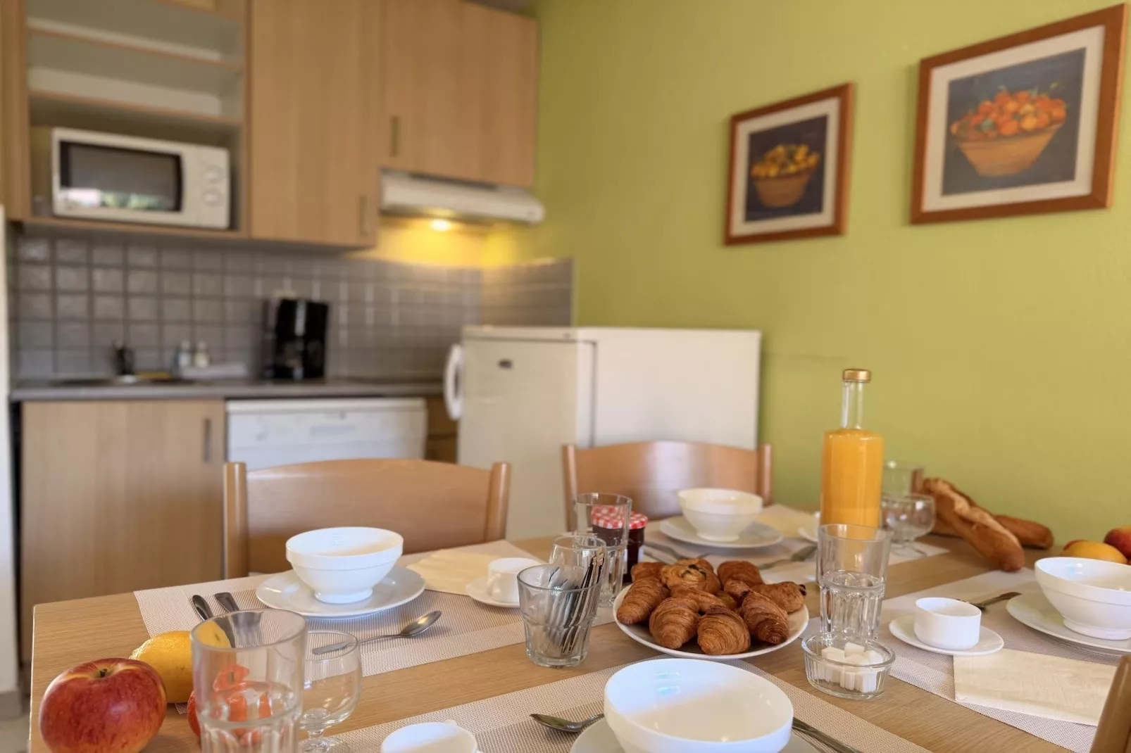 Le Village des Aloès 2 PIÈCES 4 pers OTA - Eetkamer