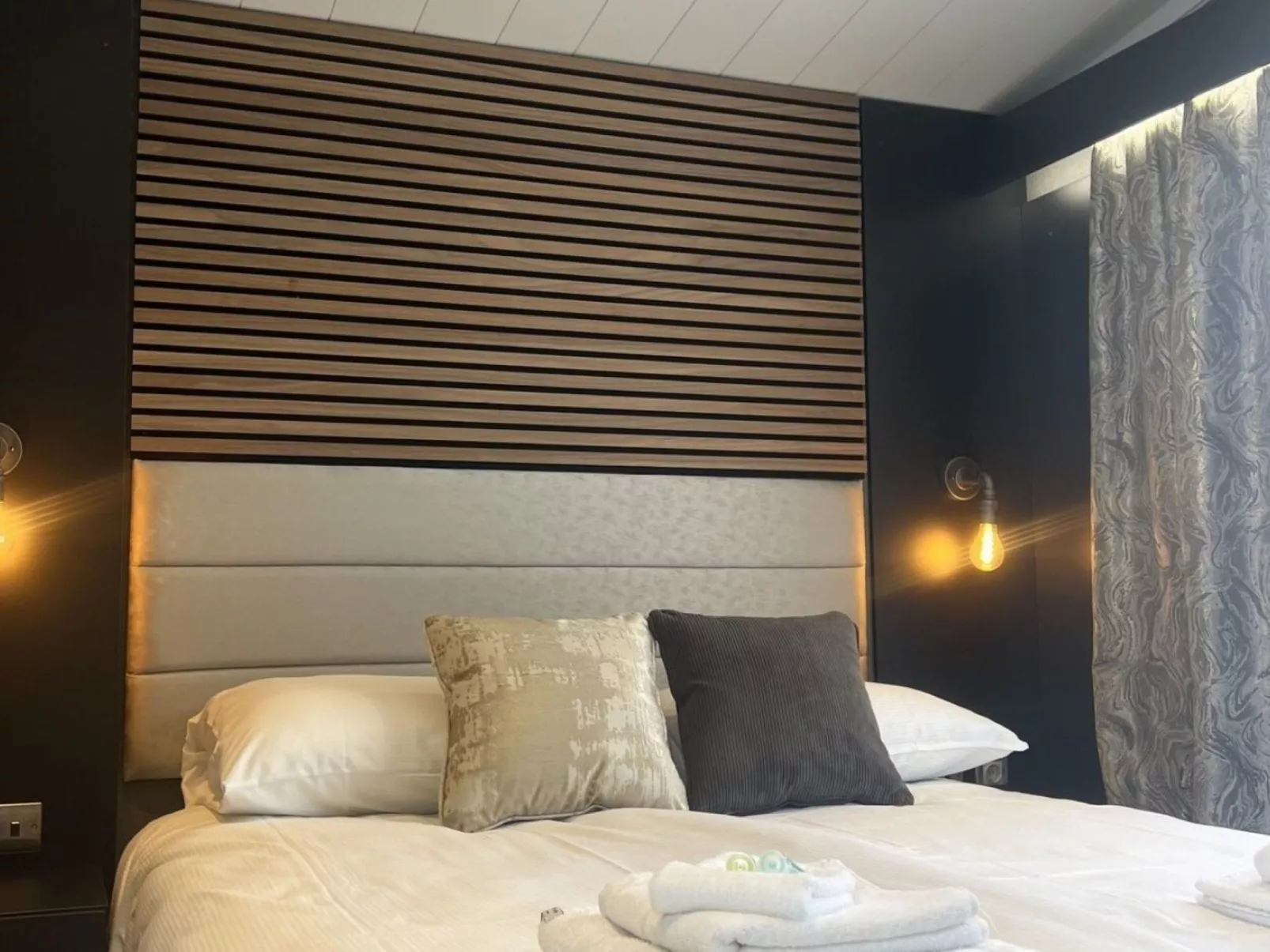 Hotel Chalet - Binnen