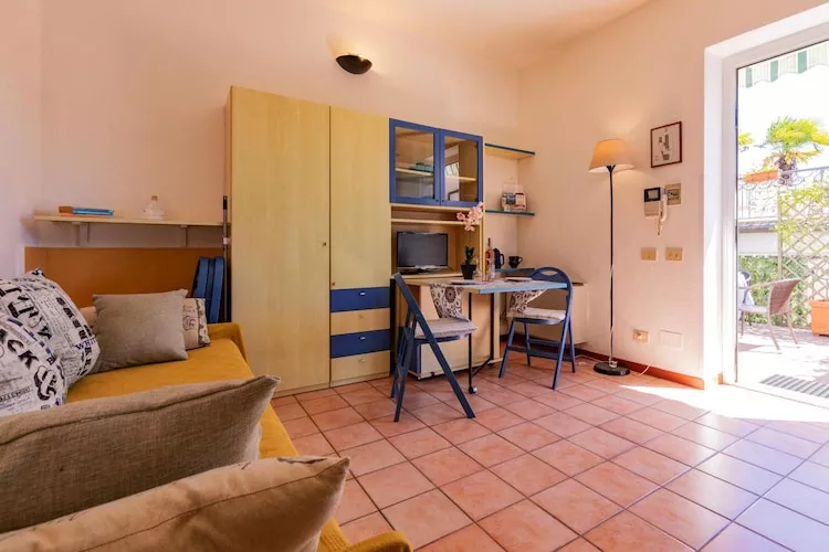 Residence Casa & Vela SRL, Oggebbio-Bilo fino 5 - Woonkamer