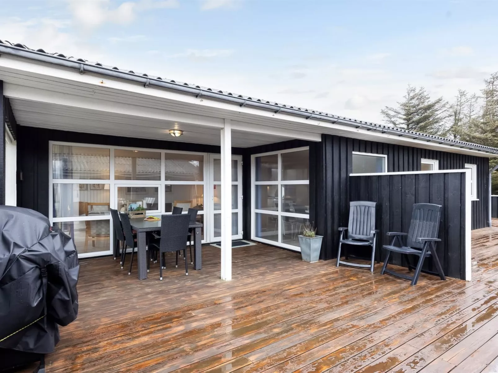 "Pertti" - 400m from the sea - Buiten