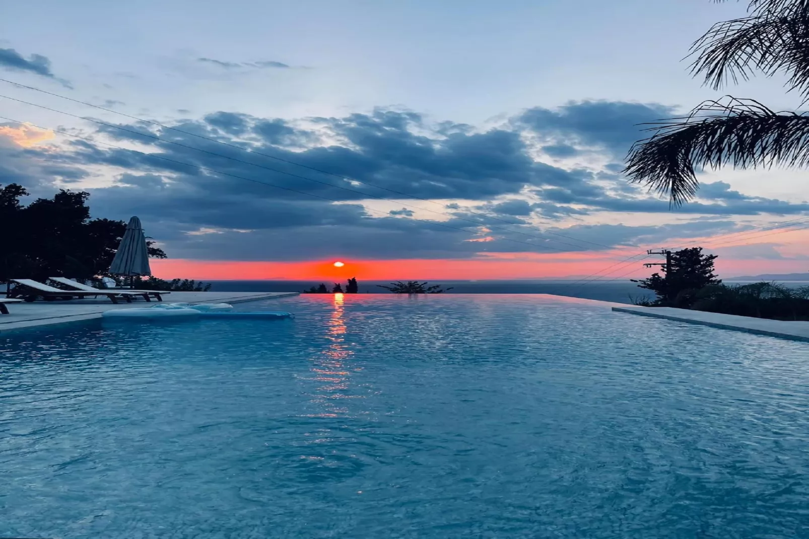 Luxury Villa at Vrahniou - Zwembad