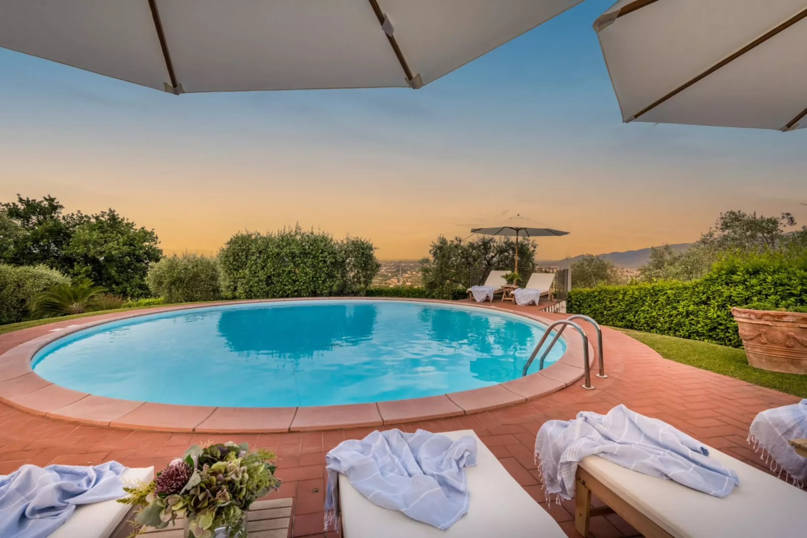 Villa Lontana - Zwembad