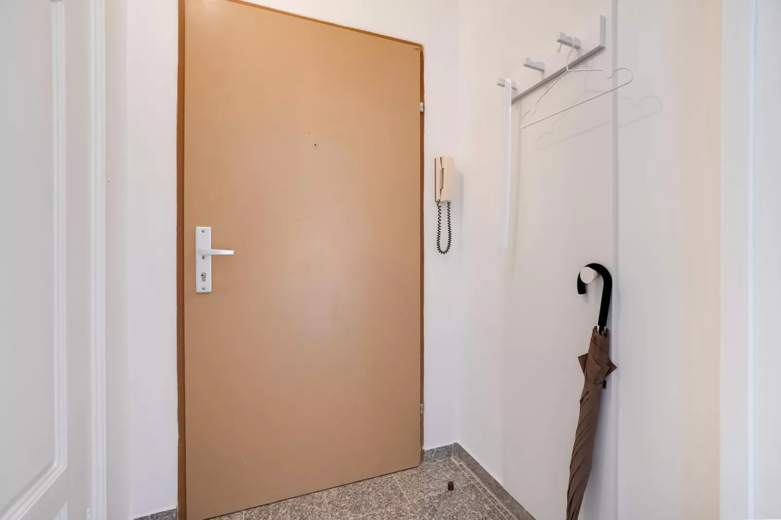 Top 6 Apartment 2P in Graz - Hal-ontvangst