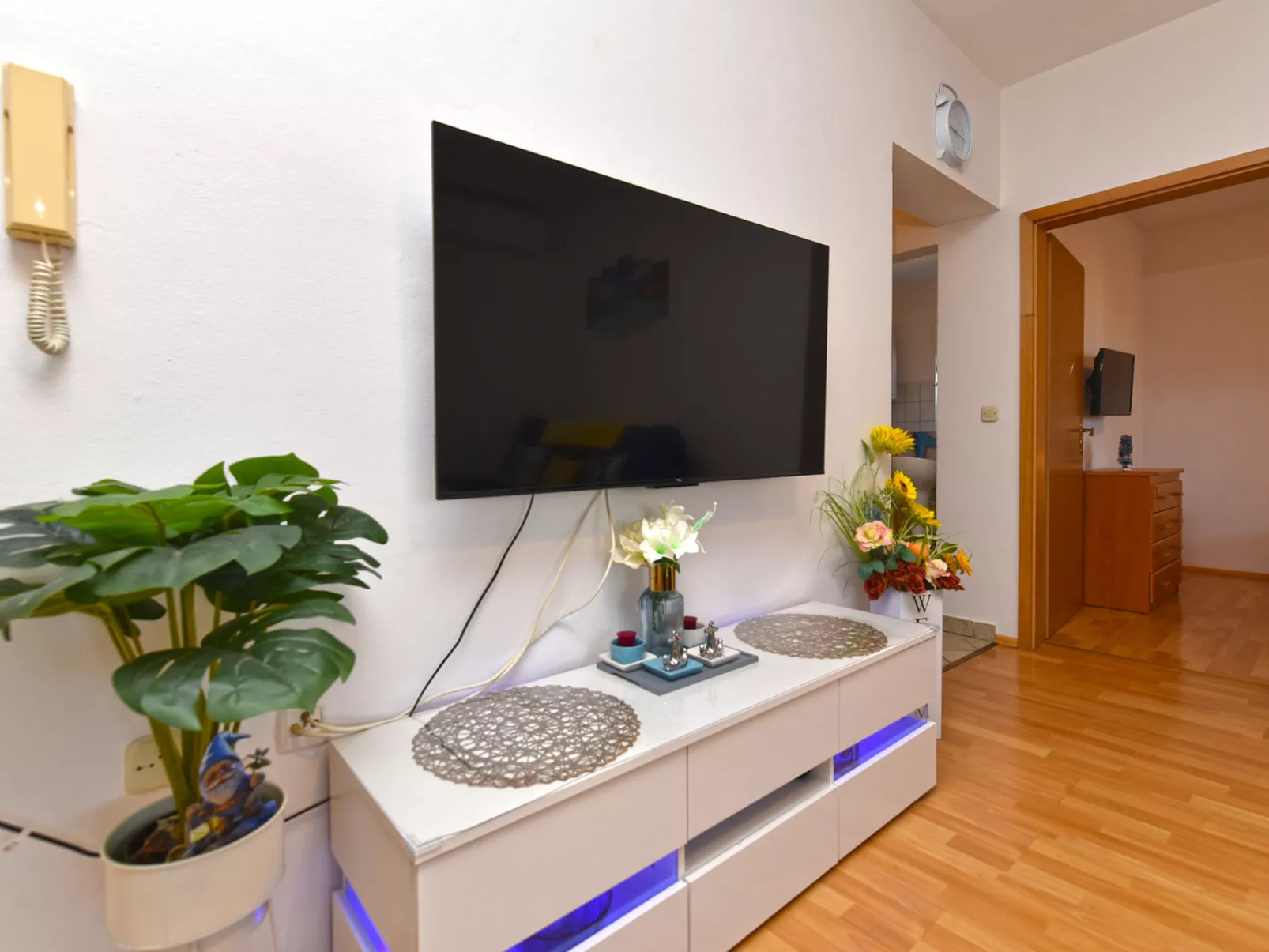 Apartment 143 - Binnen
