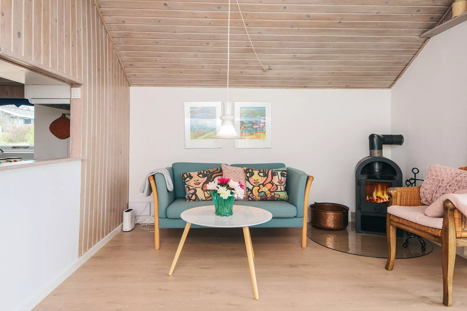 Vakantiehuis aan zee met privé-bijgebouw - Binnen