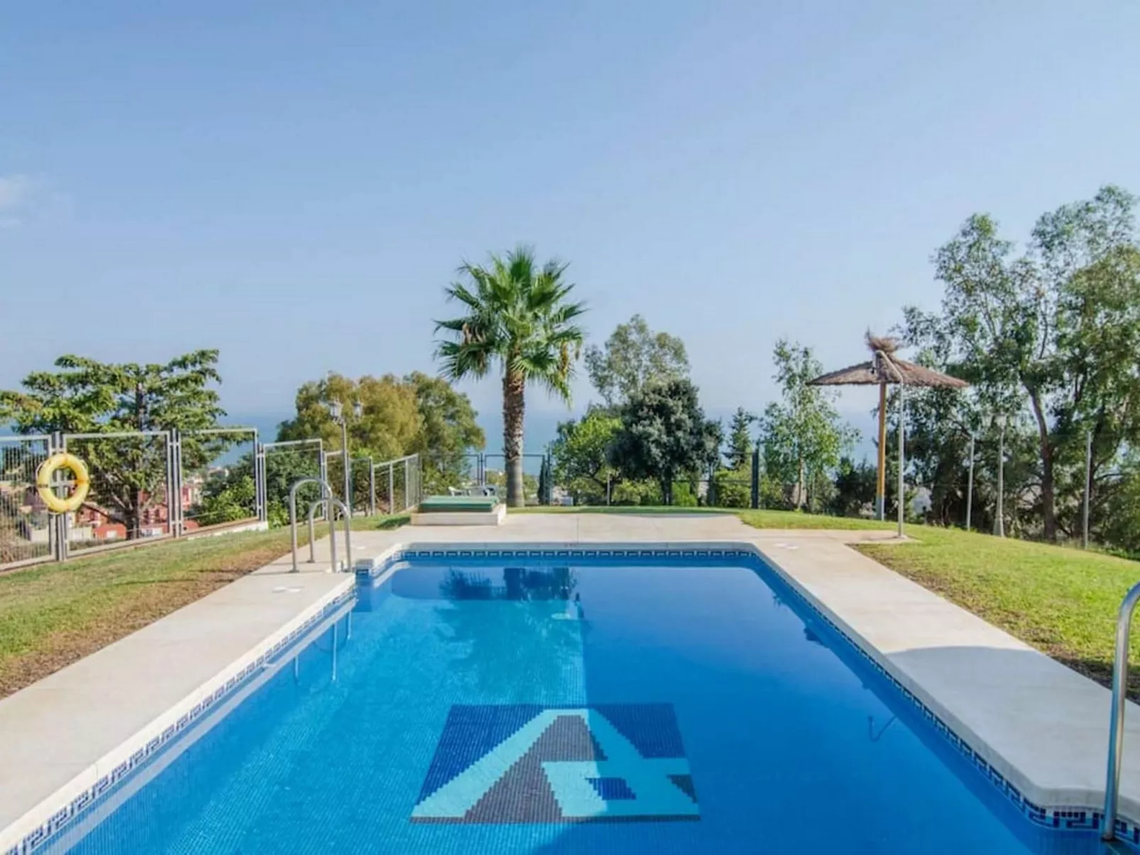 Casa Ronda mit privatem Pool in Chilches - Buiten