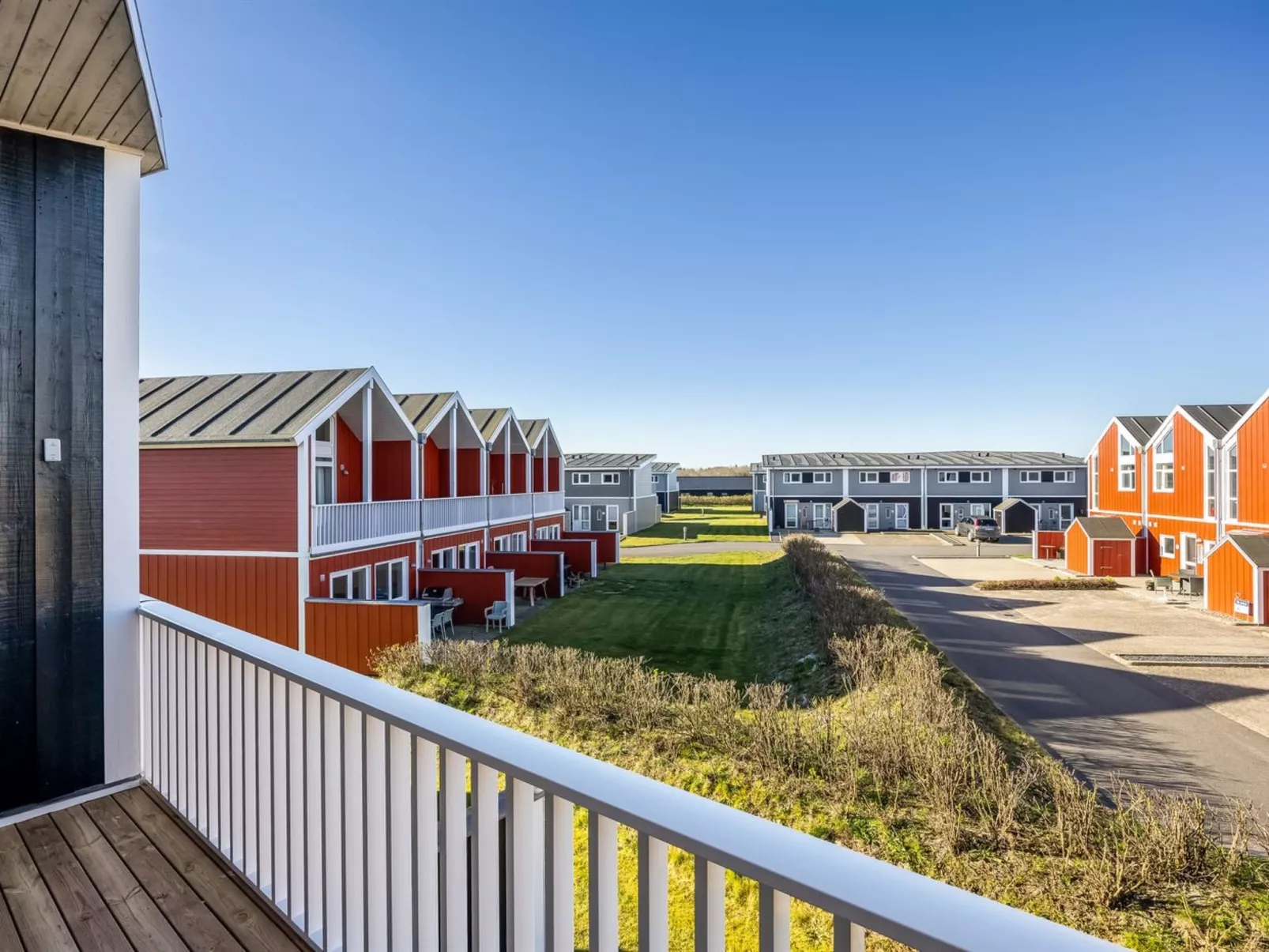 "Annakarin" - 1.2km from the sea - Buiten