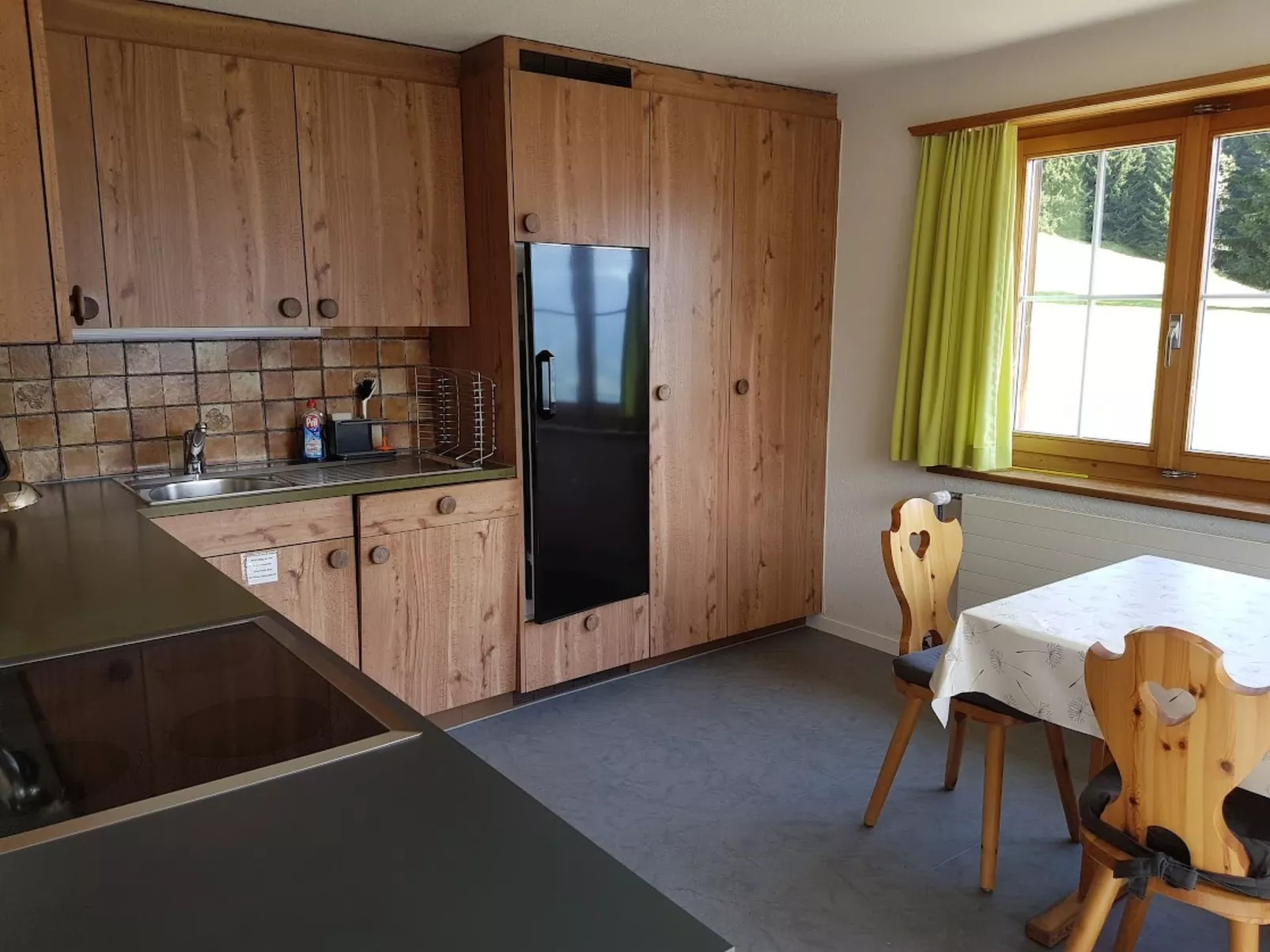 Chalet Raggälia, (Pany). - Binnen