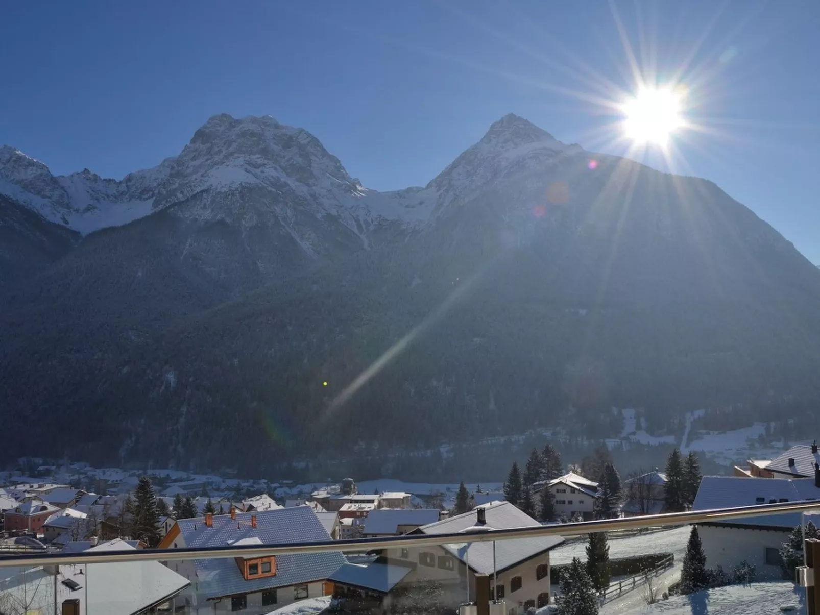 PANORAMA LODGE, (Scuol). - Buiten