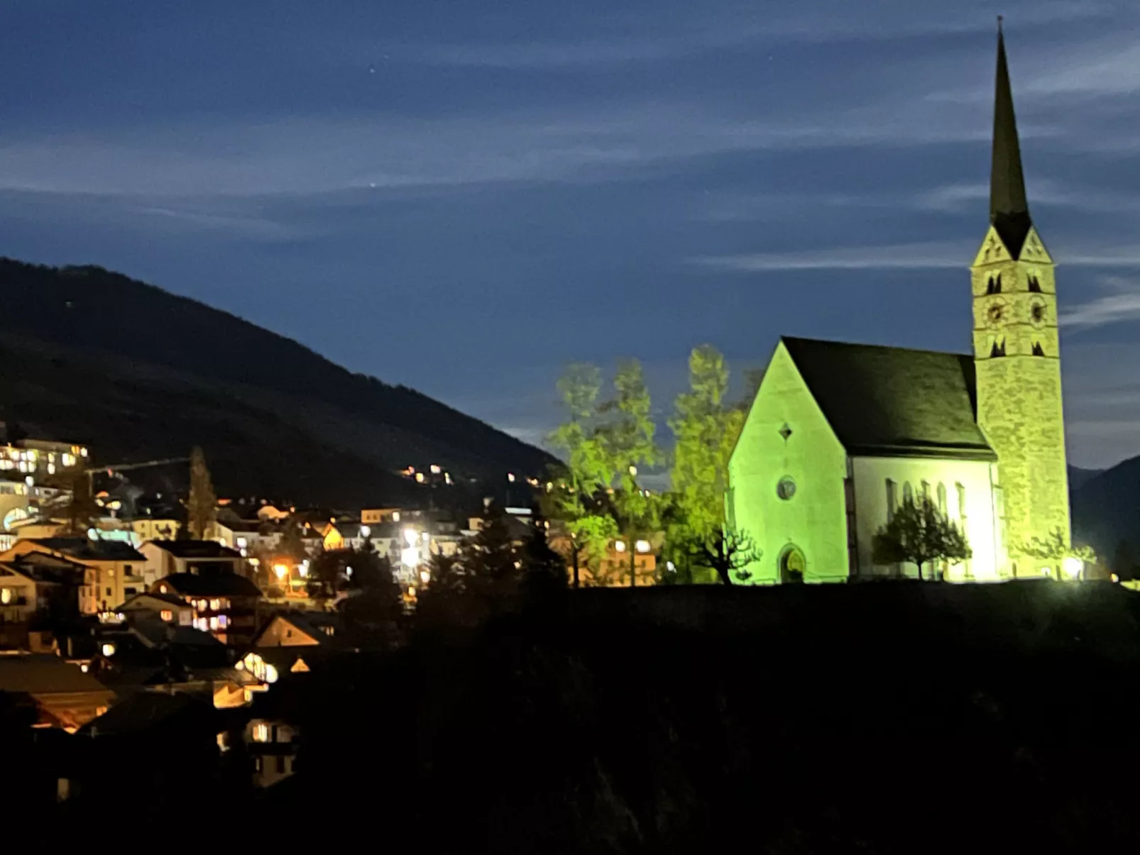 Chasa Calcagnini, (Scuol). - Buiten