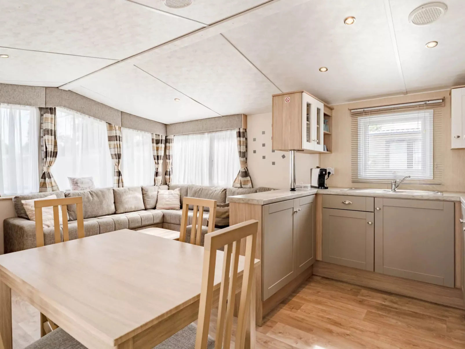 Camping Papillon Kinrooi – 113 - Binnen