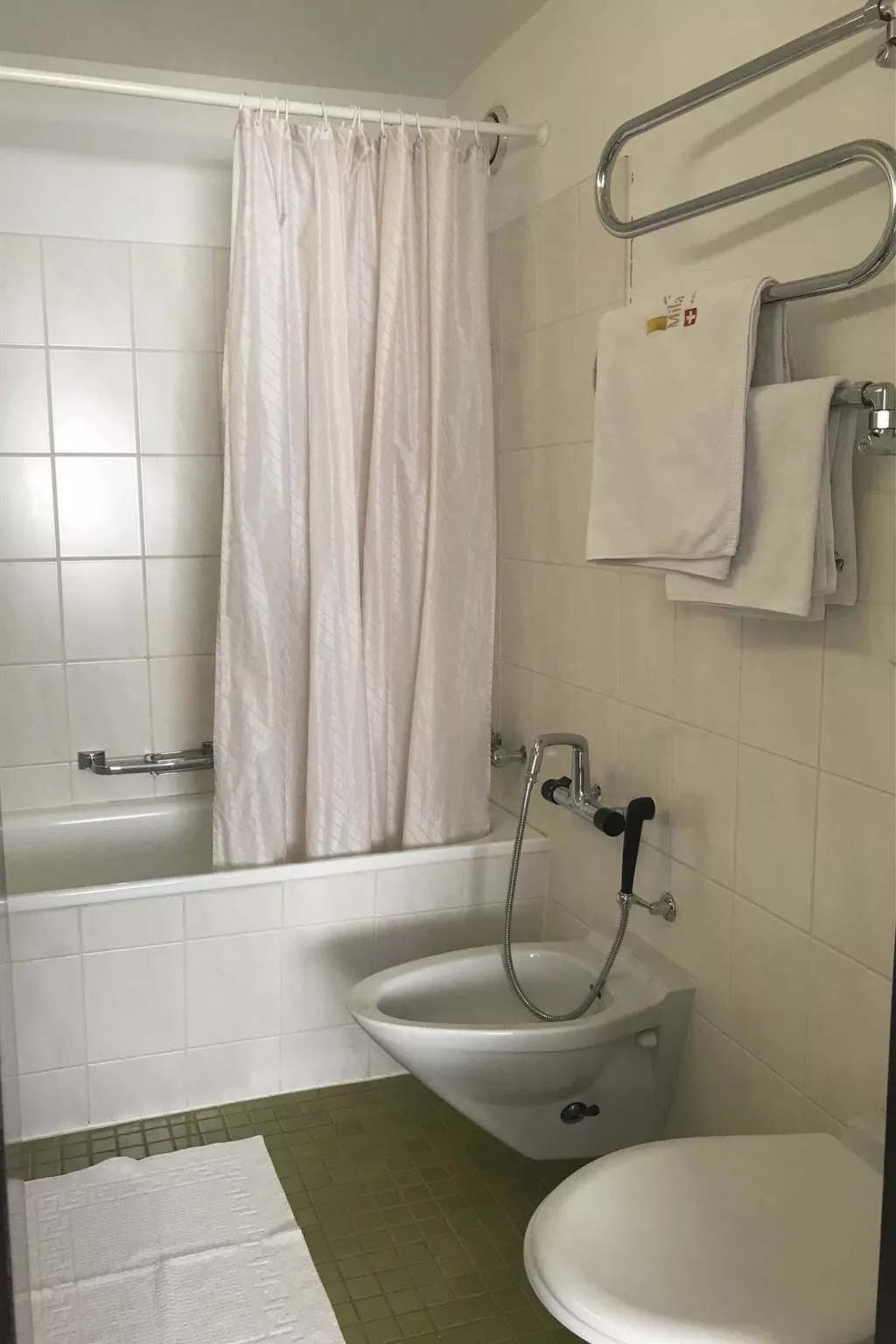 2-Zimmerwohnung - Binnen