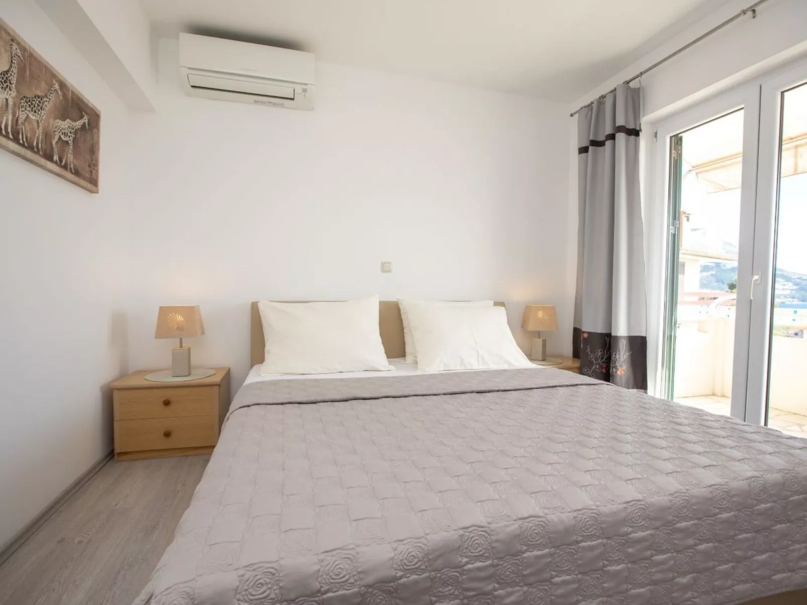 Nette Wohnung in Duće mit Großer Terrasse - Image-tags.info