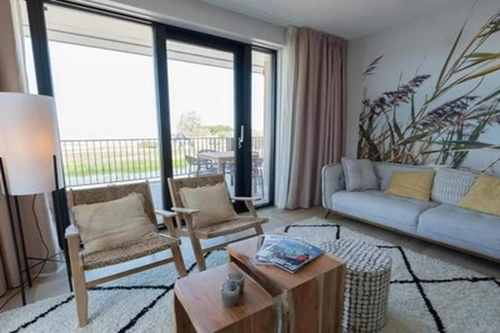 Luxury Beach Apartment | 4+2 Pers. - Woonkamer