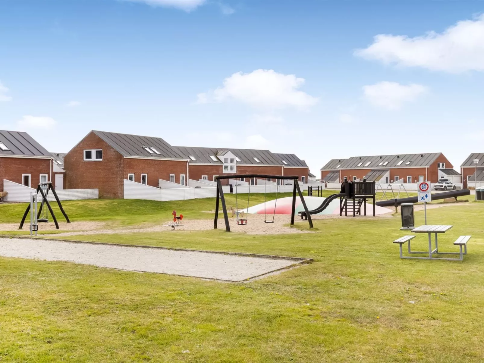 "Aswith" - 2.3km from the sea - Buiten