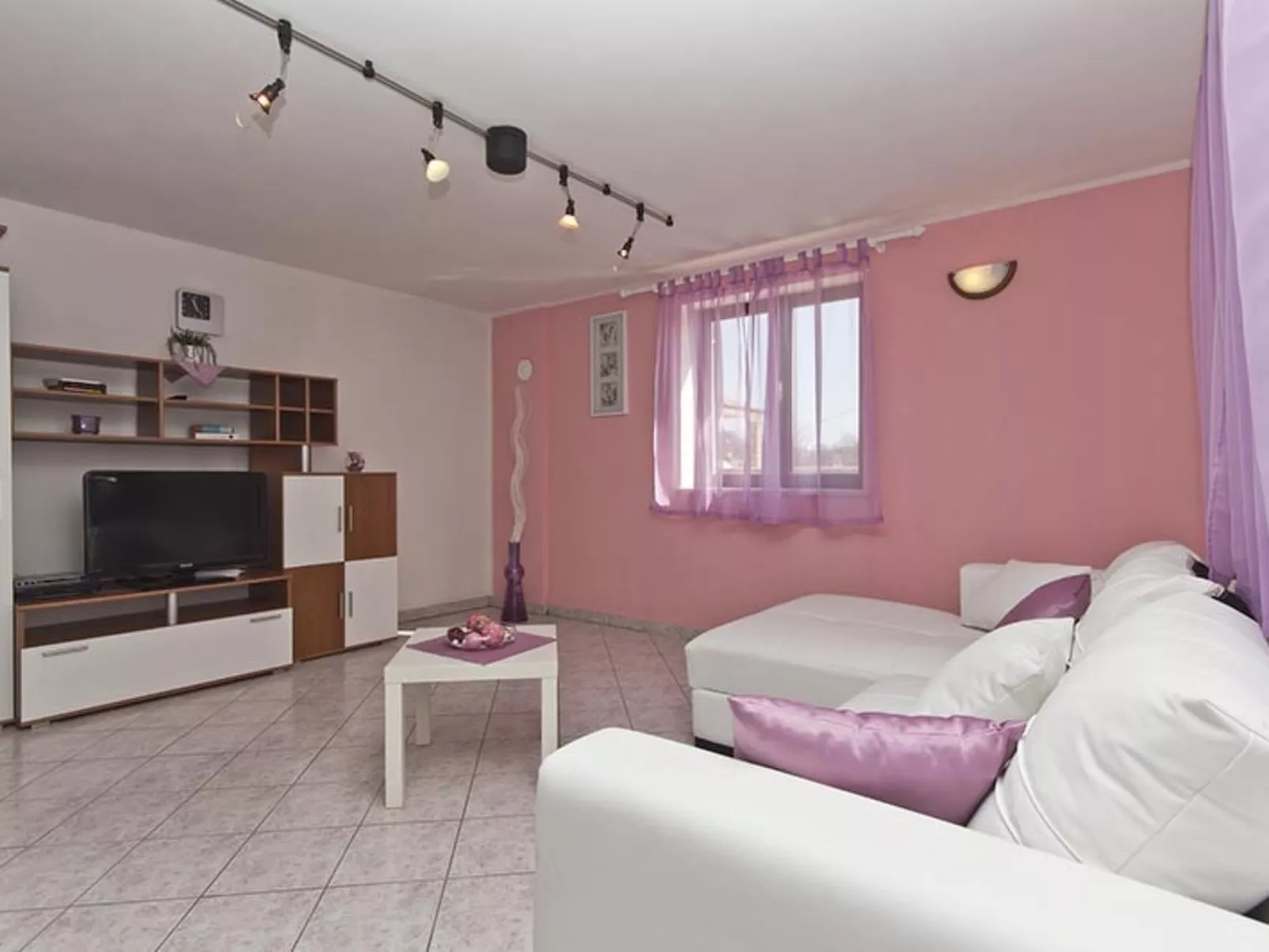 House 526 - Binnen