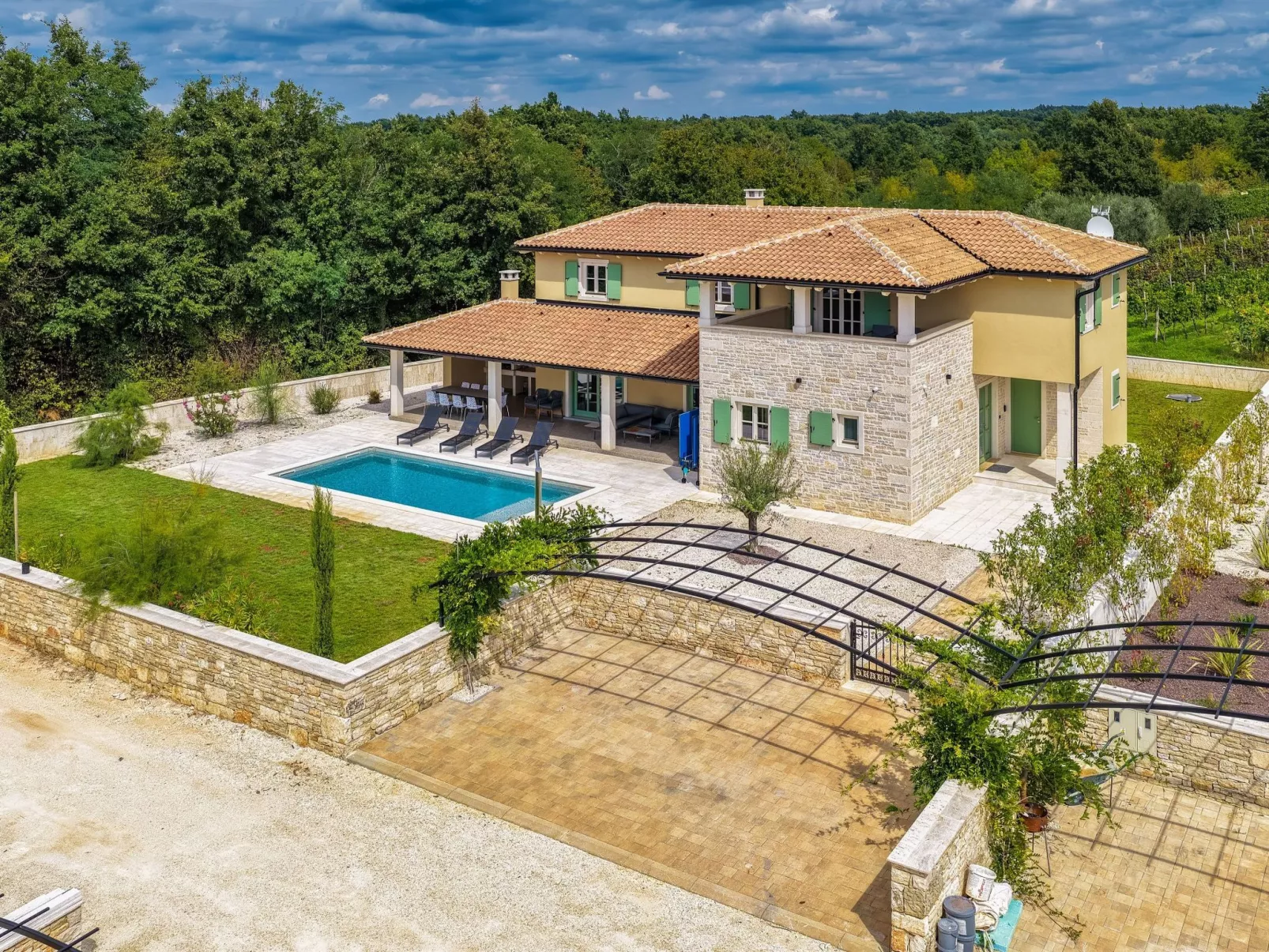 Villa Lunistra - Buiten