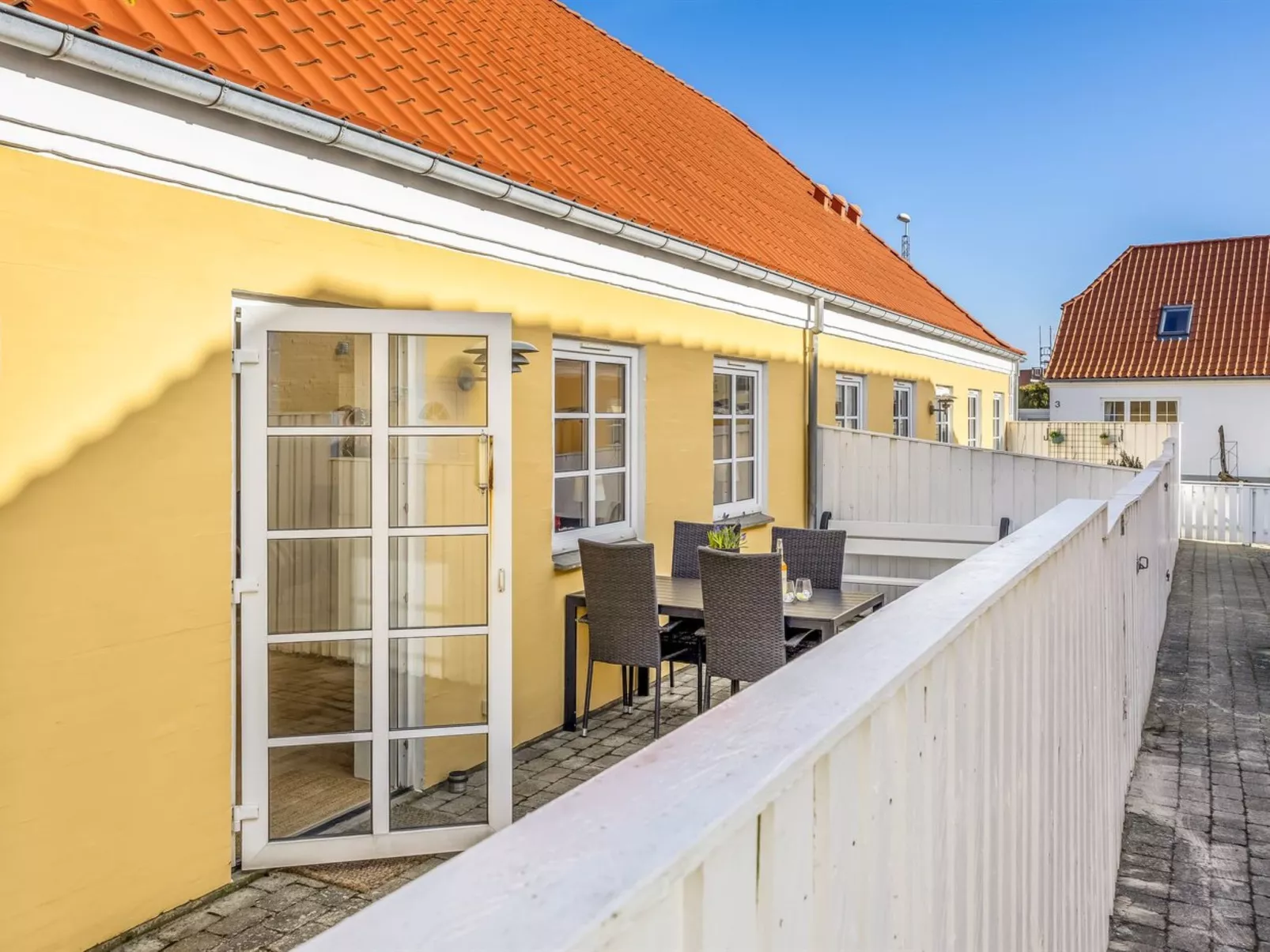 "Loreia" - 300m from the sea - Buiten