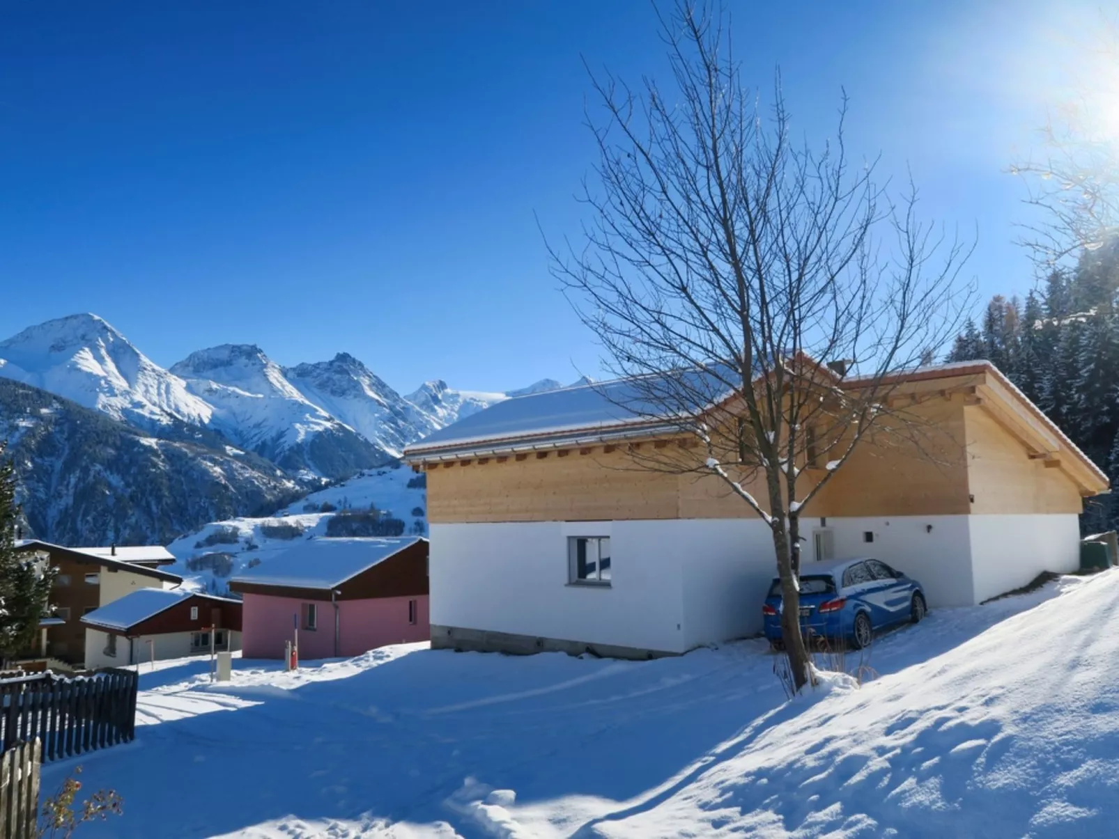 Casa Segnas/Lindt, (Segnas). - Buiten