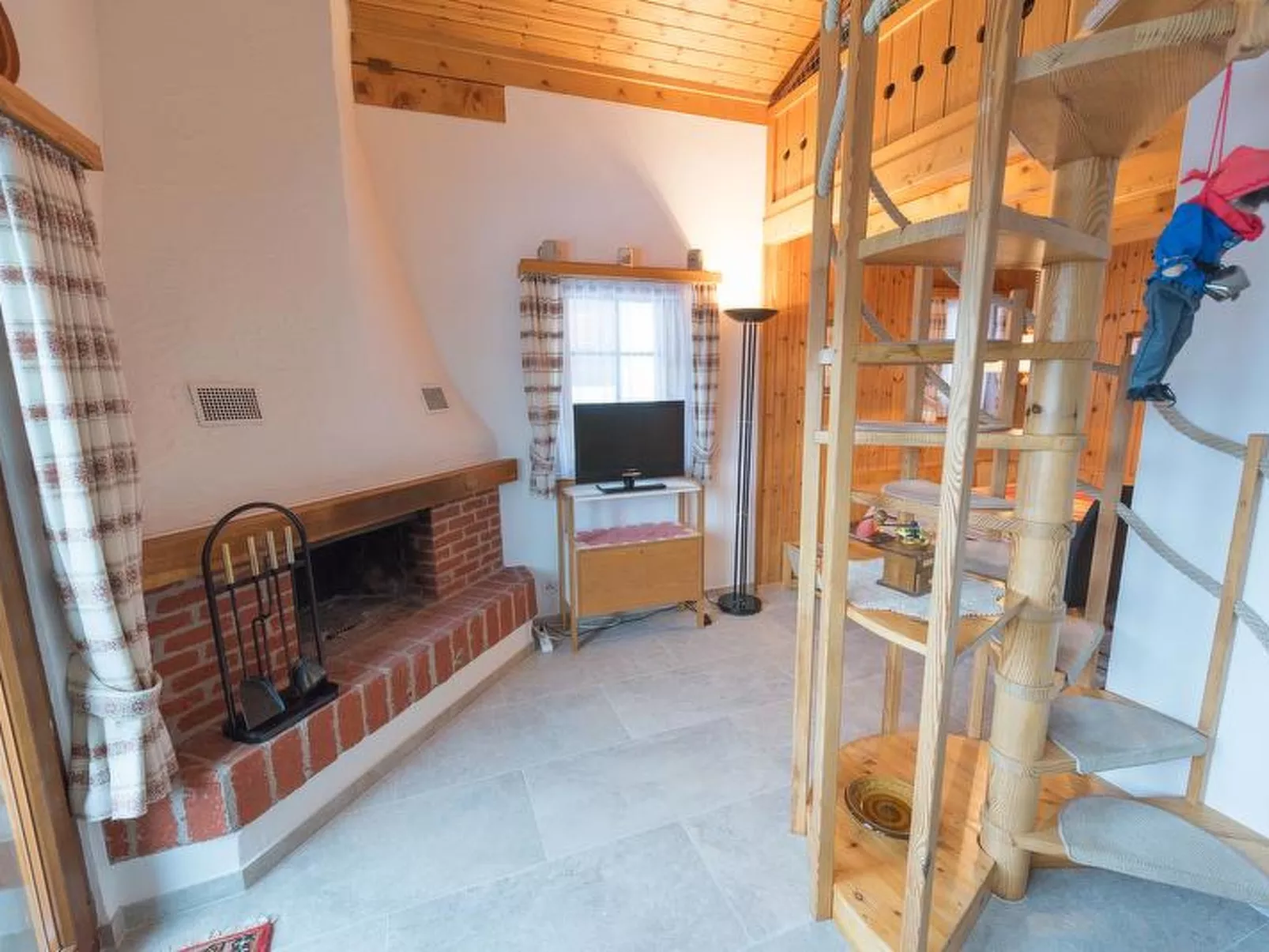 Casa Panorama Kuhn, Brigels, (Breil/Brigels). - Binnen