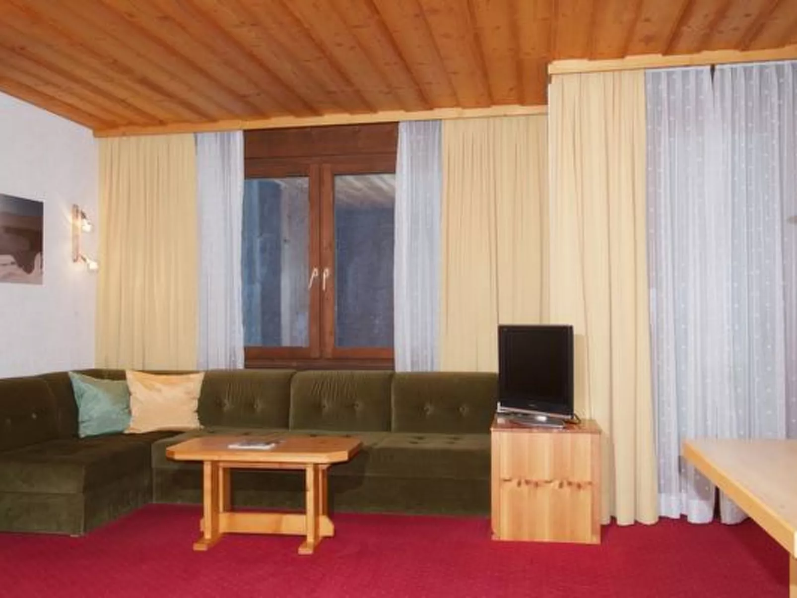 Atlantis Apartments, (Samnaun-Ravaisch). - Binnen