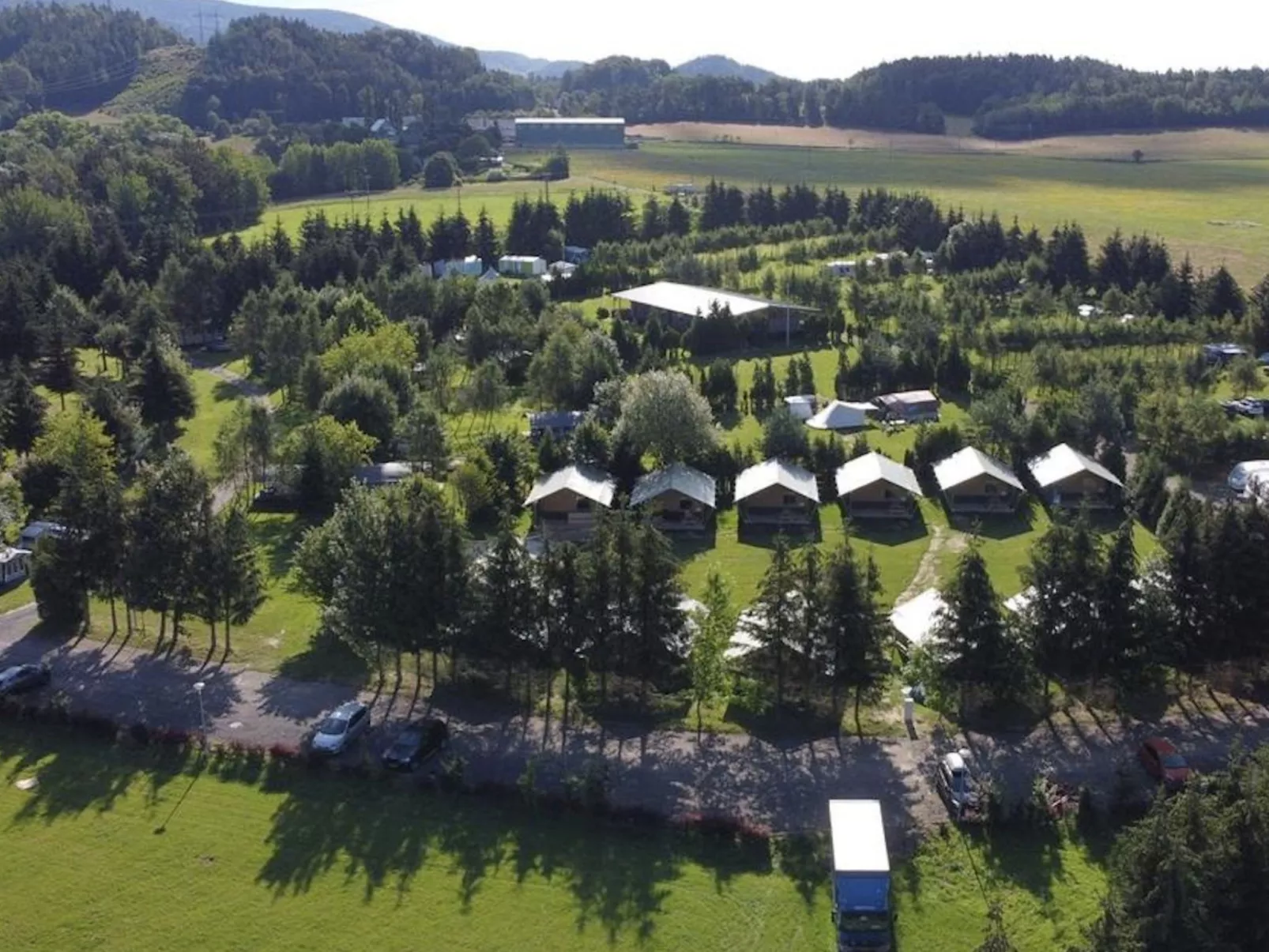 Camping 2000 - Stacaravan Bali - Buiten