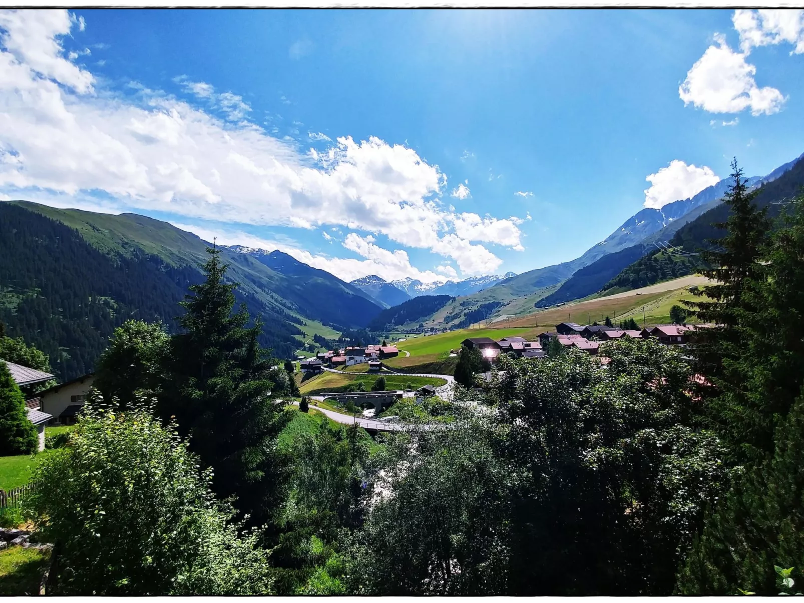 Chalet Dargun Bünter, (Camischolas/Sedrun). - Buiten