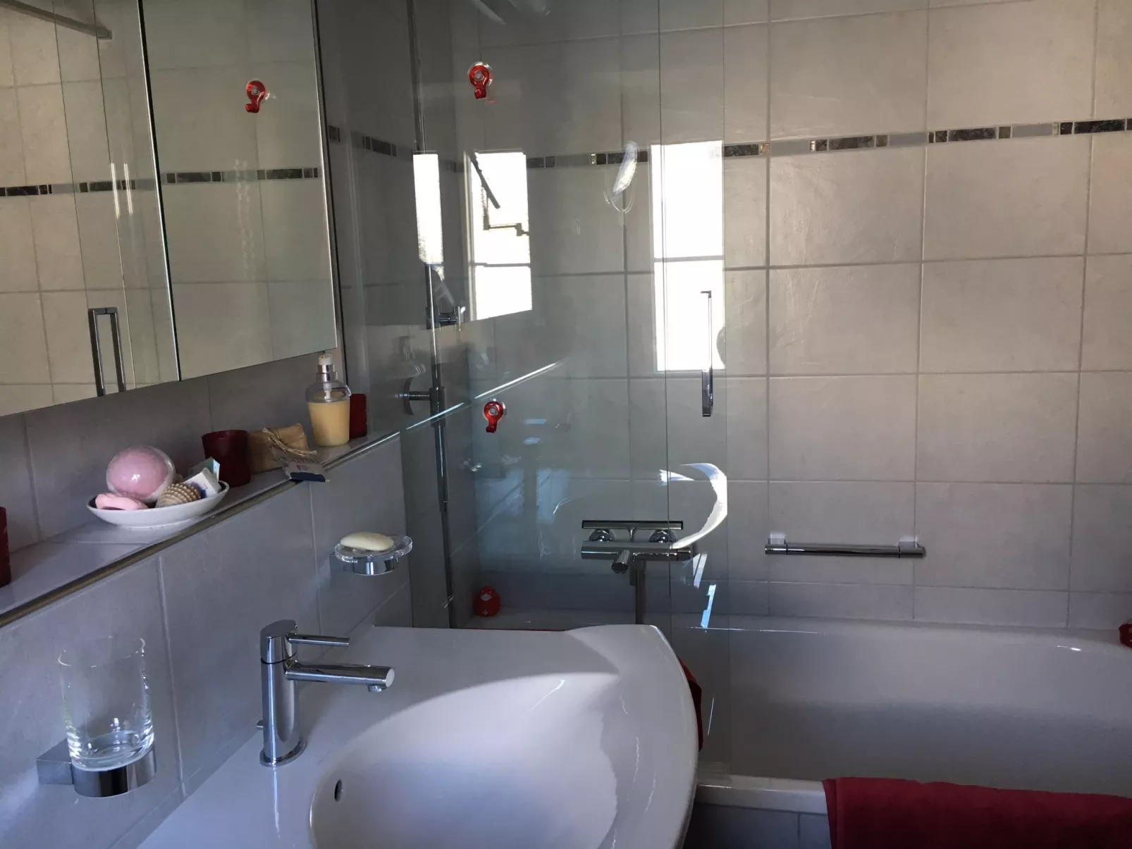 Privatzimmer bügl süt, (Sent). - Binnen
