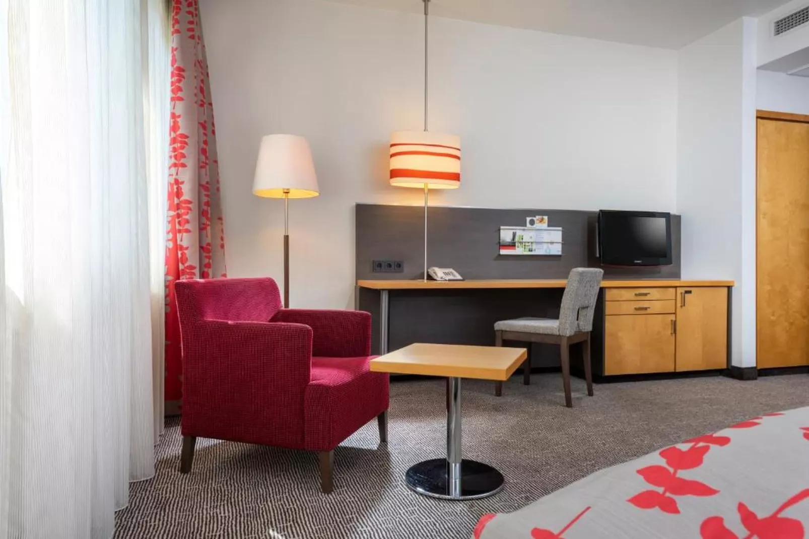 Holiday Inn Frankfurt Neu-Isenb - Standard Double Room - Slaapkamer