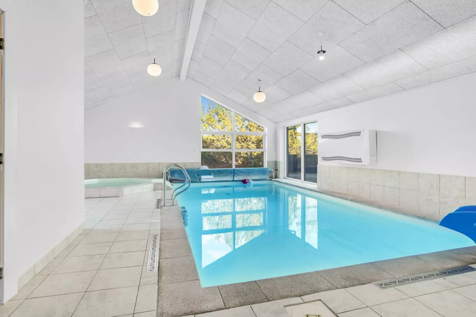 26 persoons vakantie huis in Jerup - Zwembad