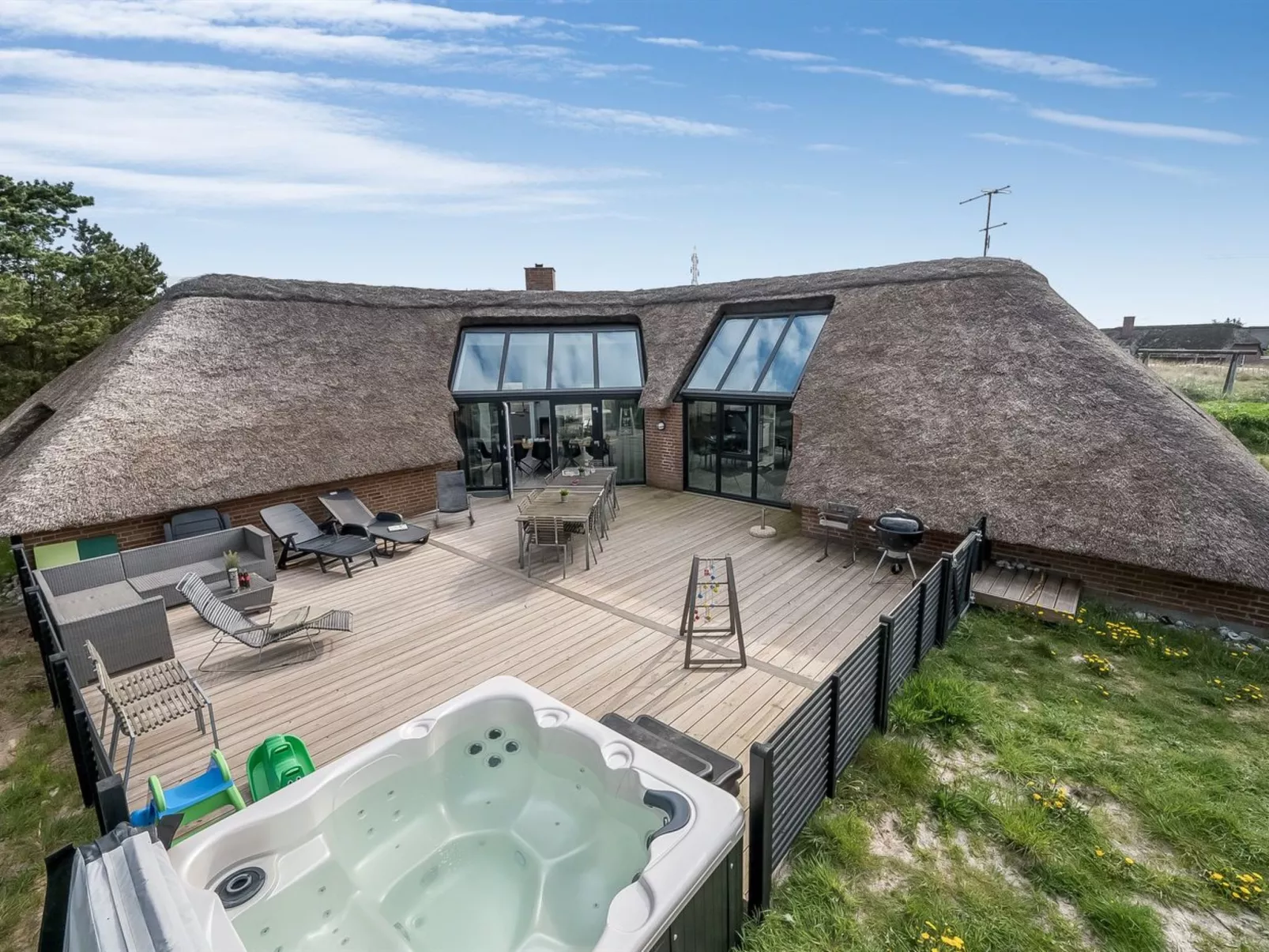 "Kimon" - 750m from the sea - Buiten