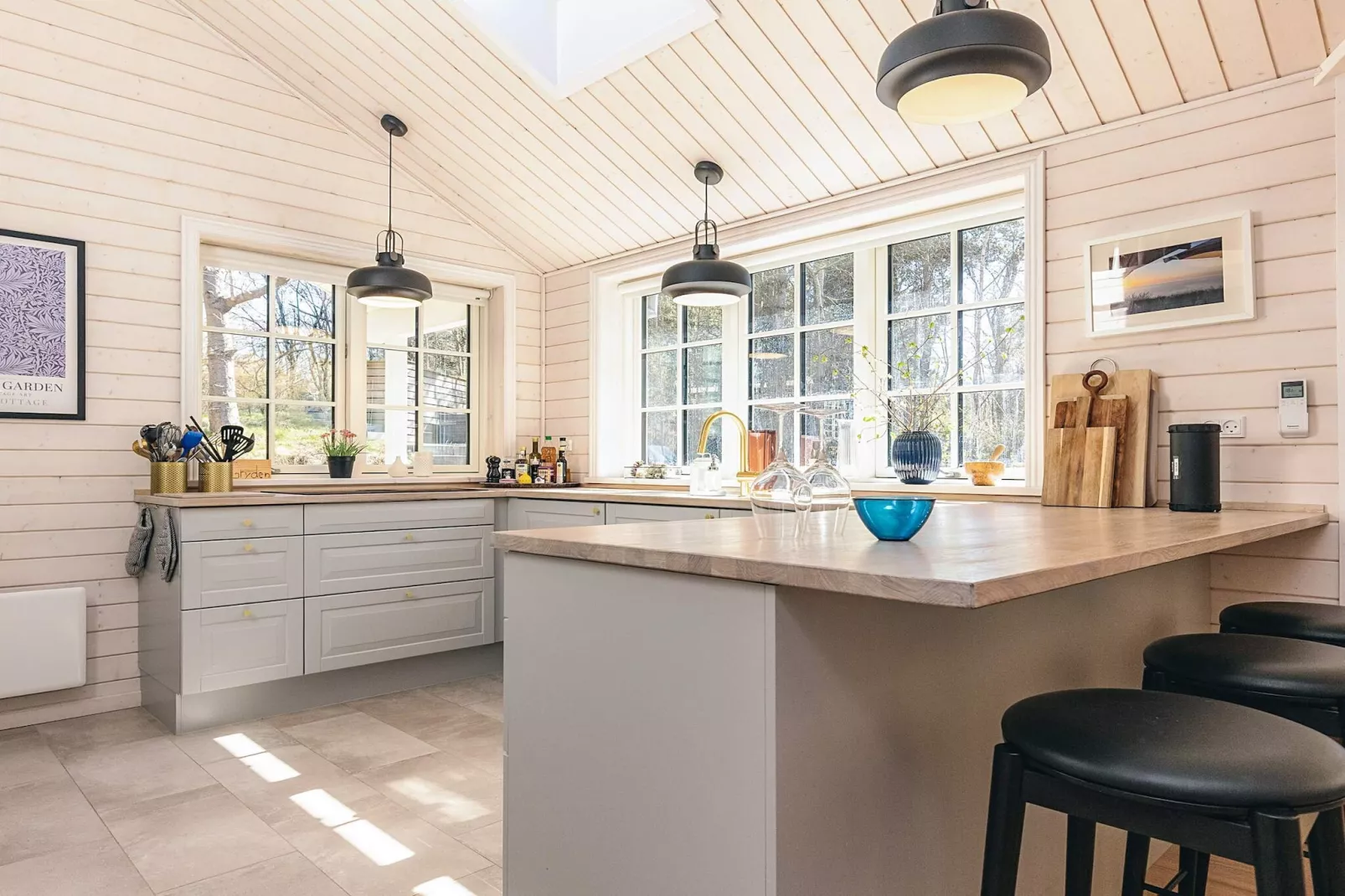 Retreat met buitenlounge - Binnen