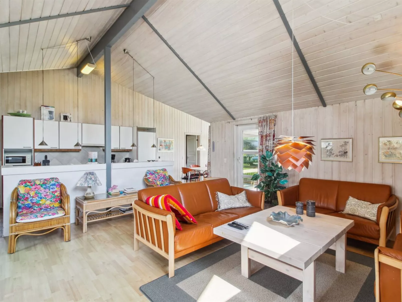 "Carit" - 80m from the sea - Binnen