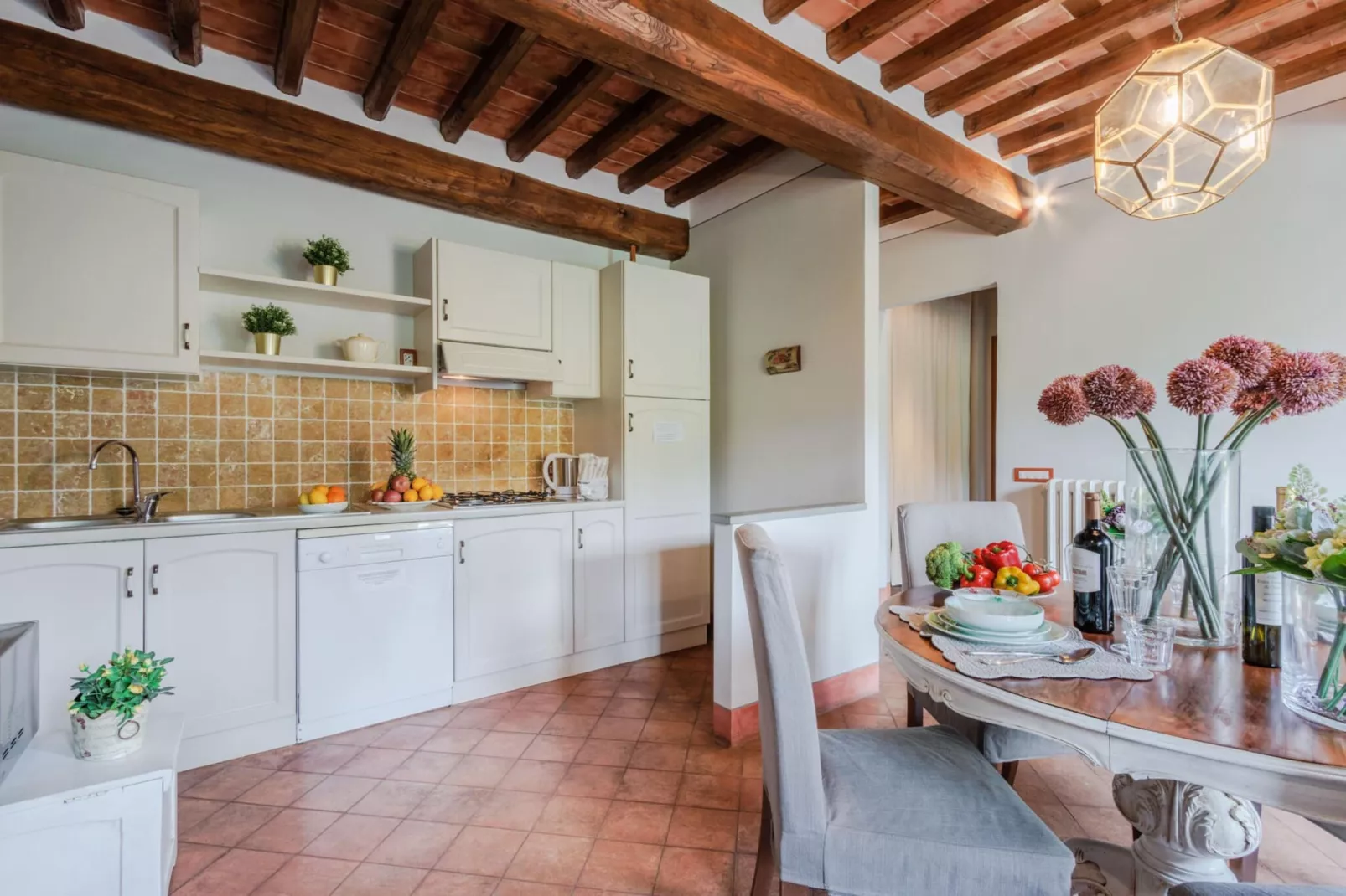 Donato, Farmhouse Apartment with Pool - Keuken