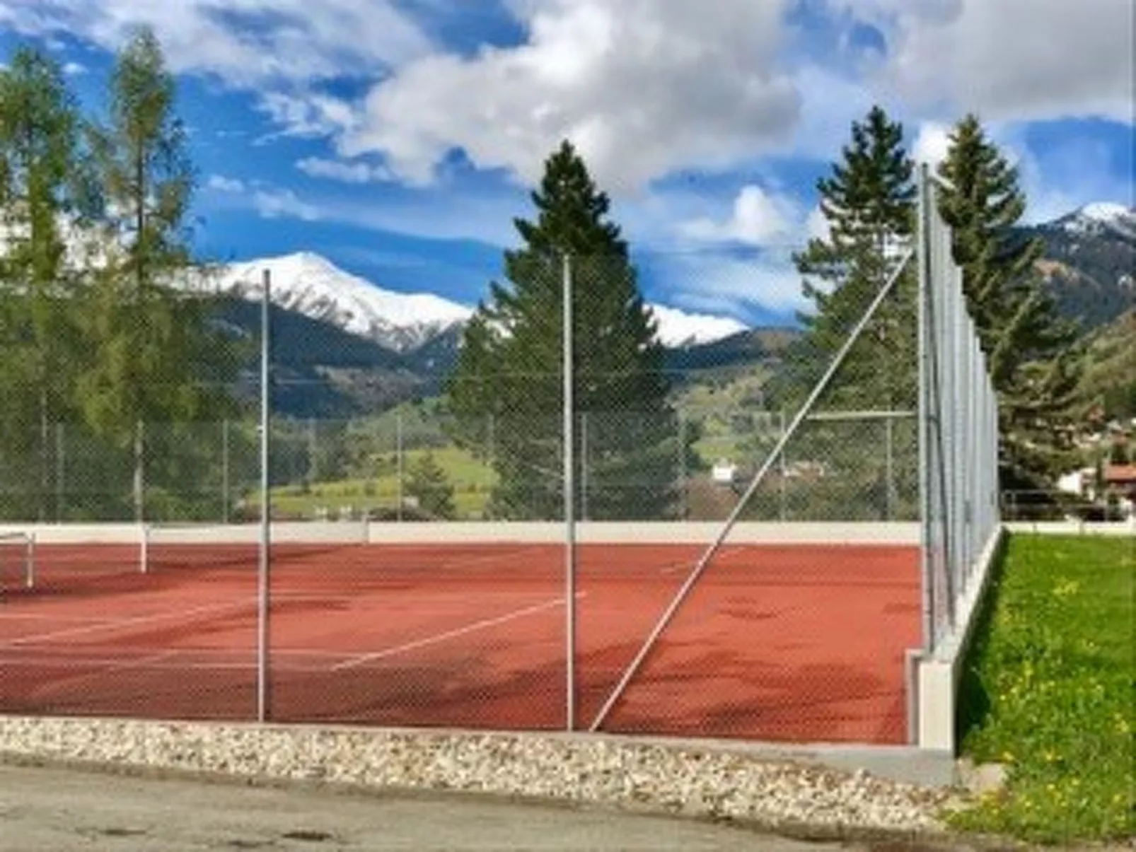 Disentiserhof Hönig, (Disentis/Mustér). - Buiten