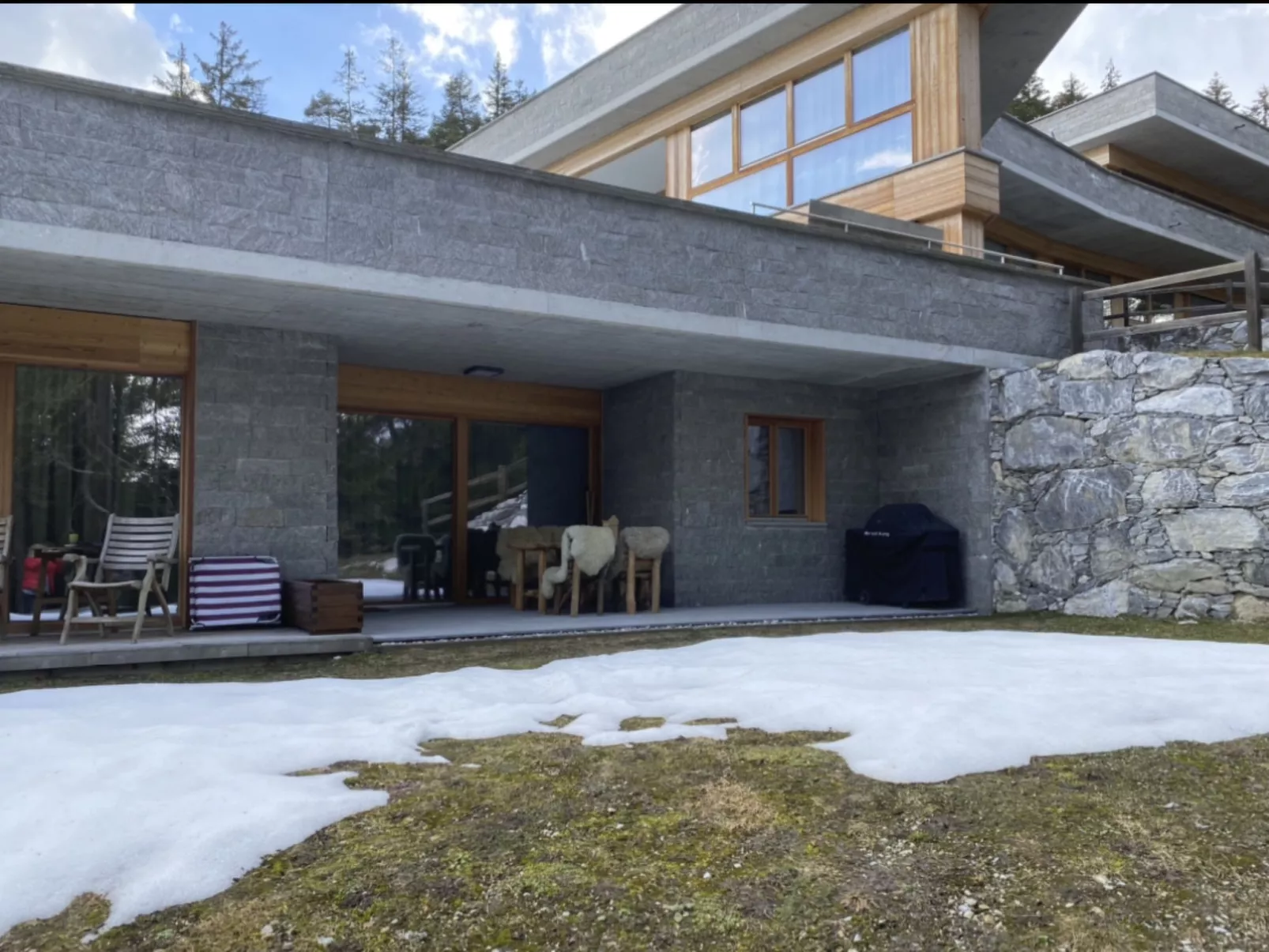 Alp Resort Ski In/Ski Out, (Laax Murschetg). 4.5 Zimmerwohnung - Buiten