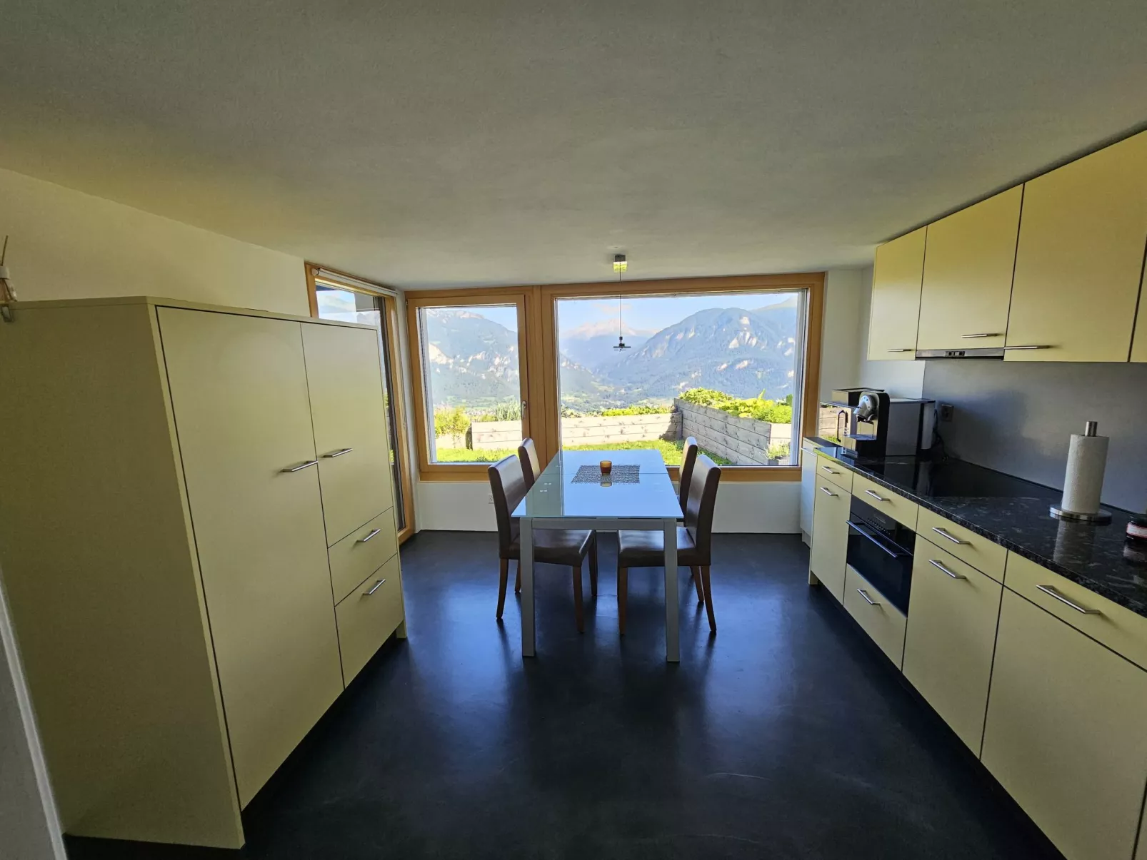 Im Försterhaus Dalin, (Dalin). - Binnen