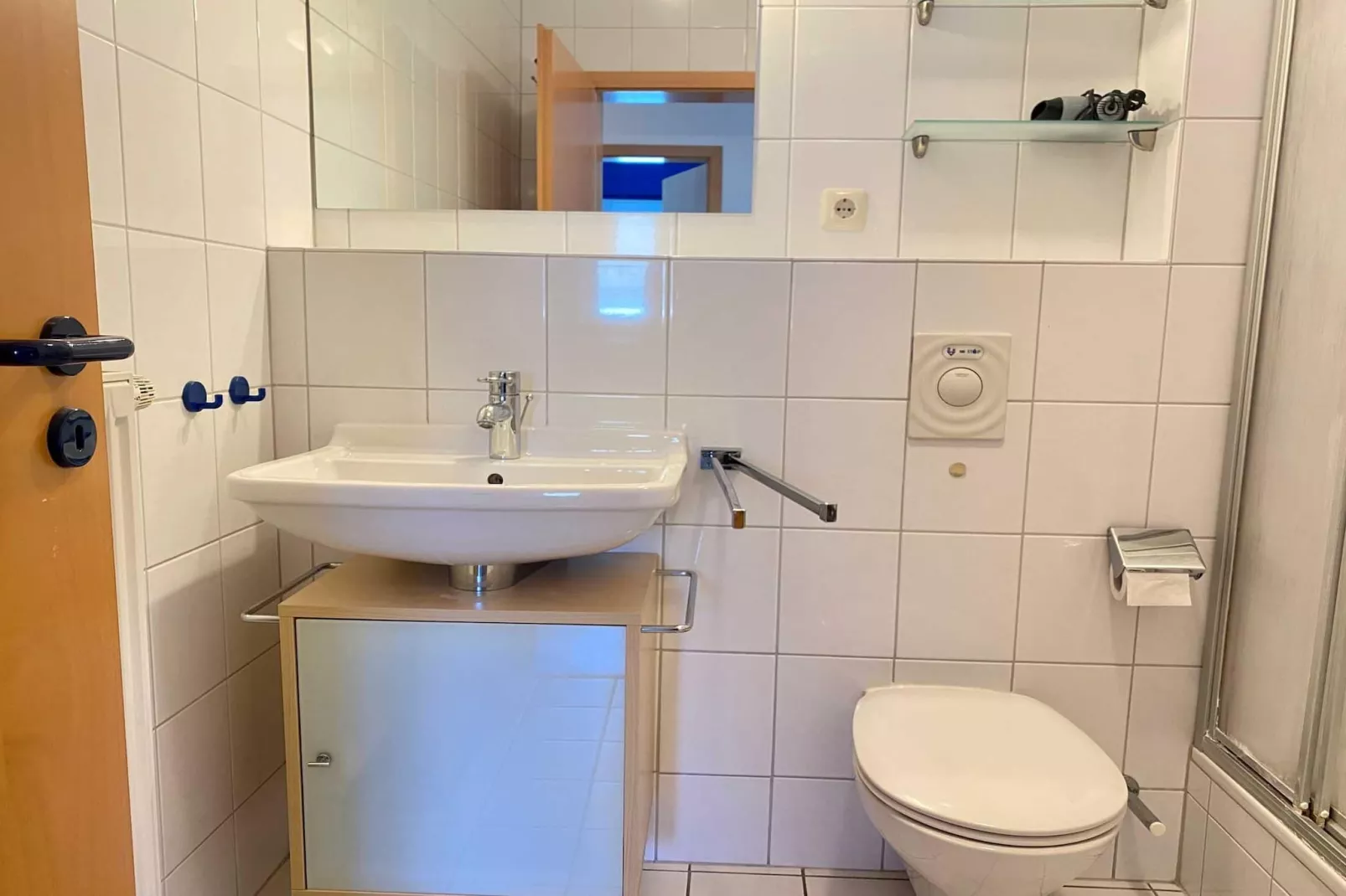 Ferienwohnung Orth A3 - Badkamer