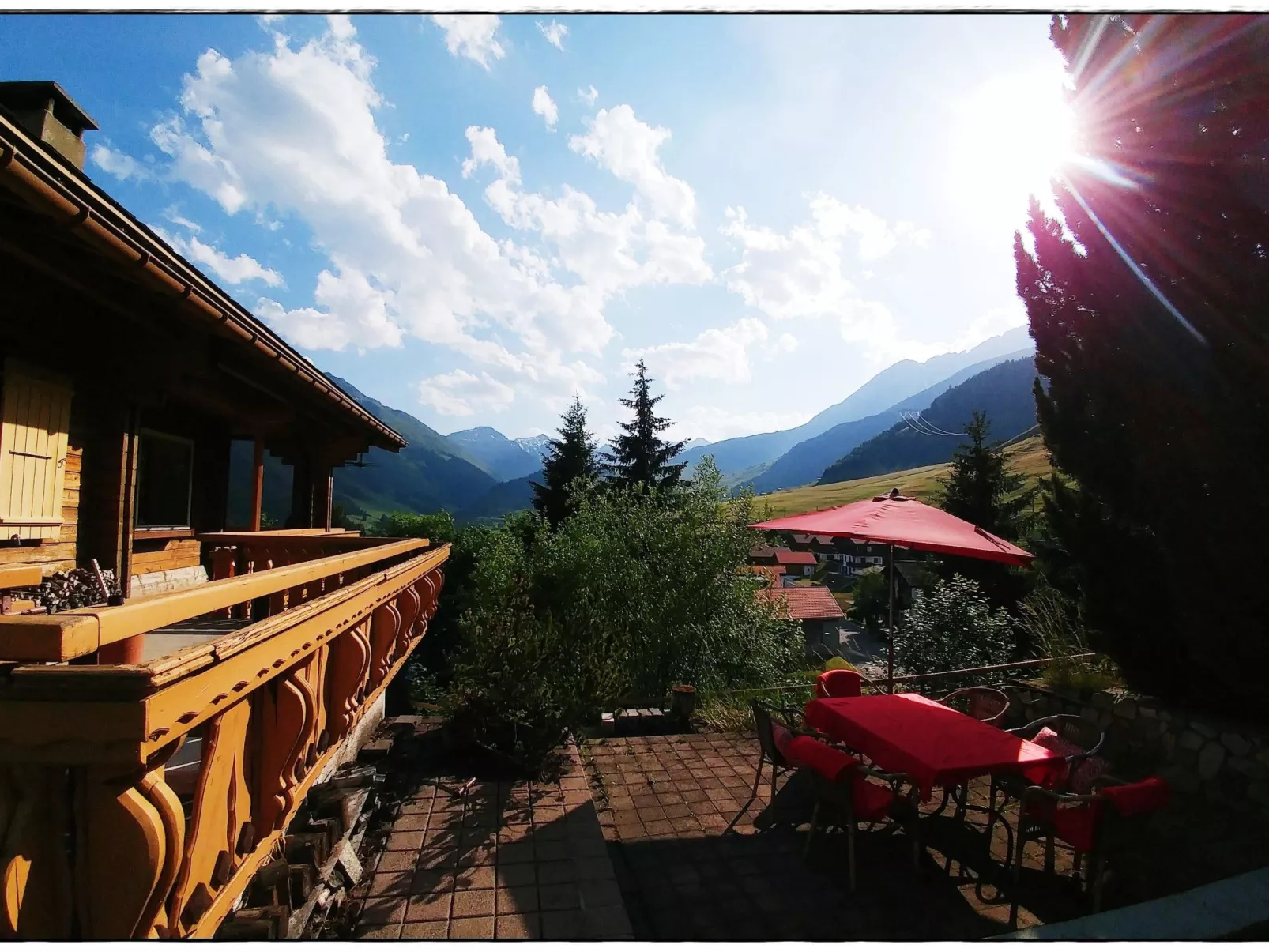 Chalet Dargun Bünter, (Camischolas/Sedrun). - Buiten