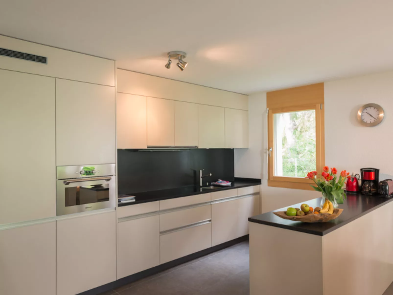 Mirasol, (Flims Waldhaus). 4.5 Zimmerwohnung - Binnen