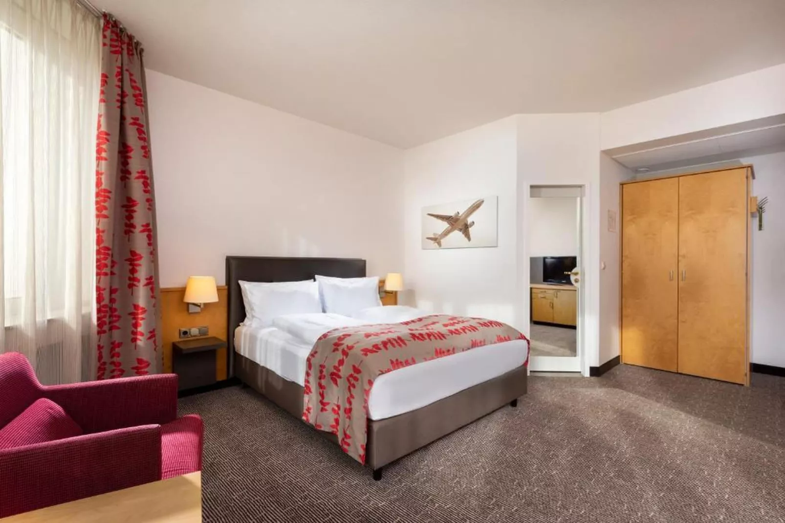 Holiday Inn Frankfurt Neu-Isenb - Deluxe Double room - Slaapkamer