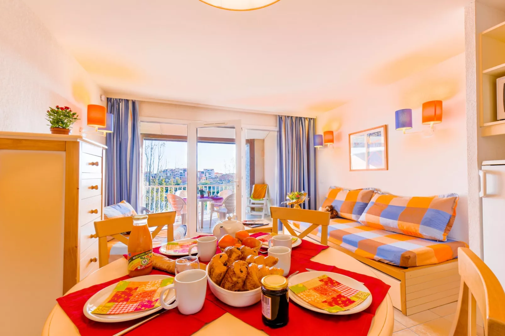 Lagrange Vacances Catalana 2 pièces 4/5 pers. - Eetkamer