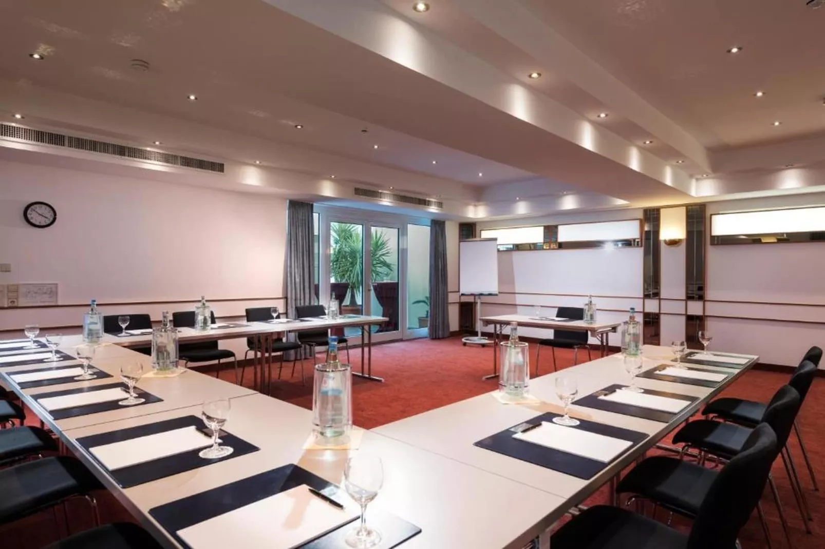 Offenburg City - Superior Single Room - Image-tags.hotelfacilitiesandservices