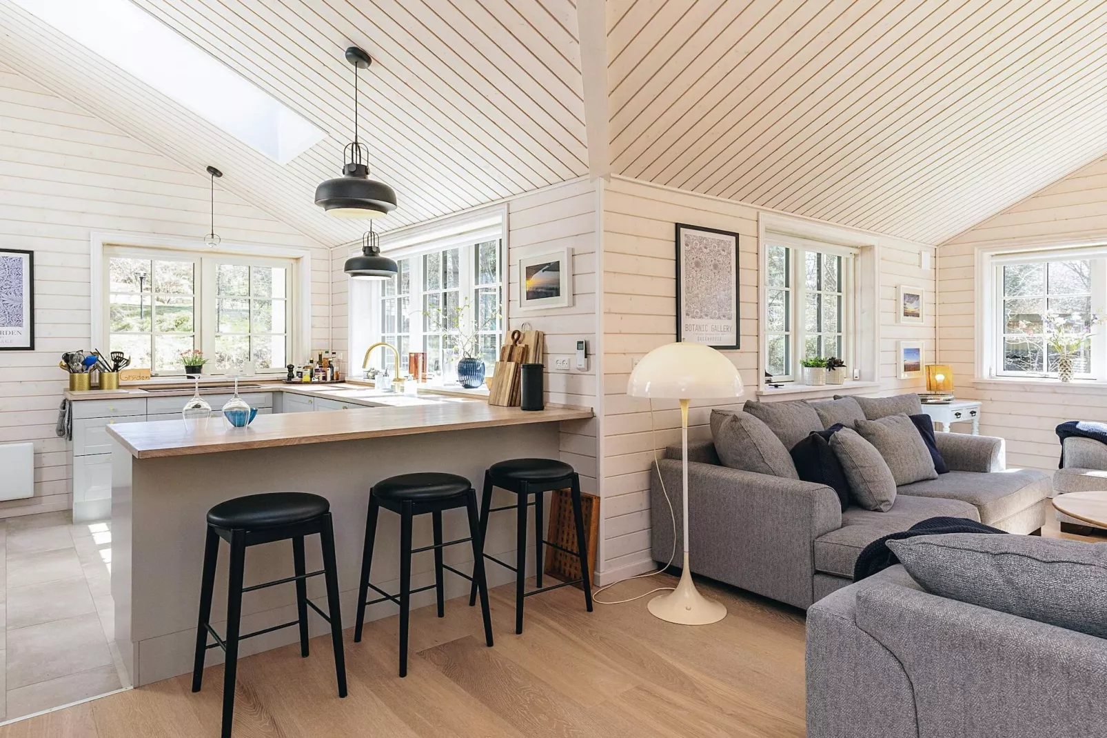 Retreat met buitenlounge - Binnen