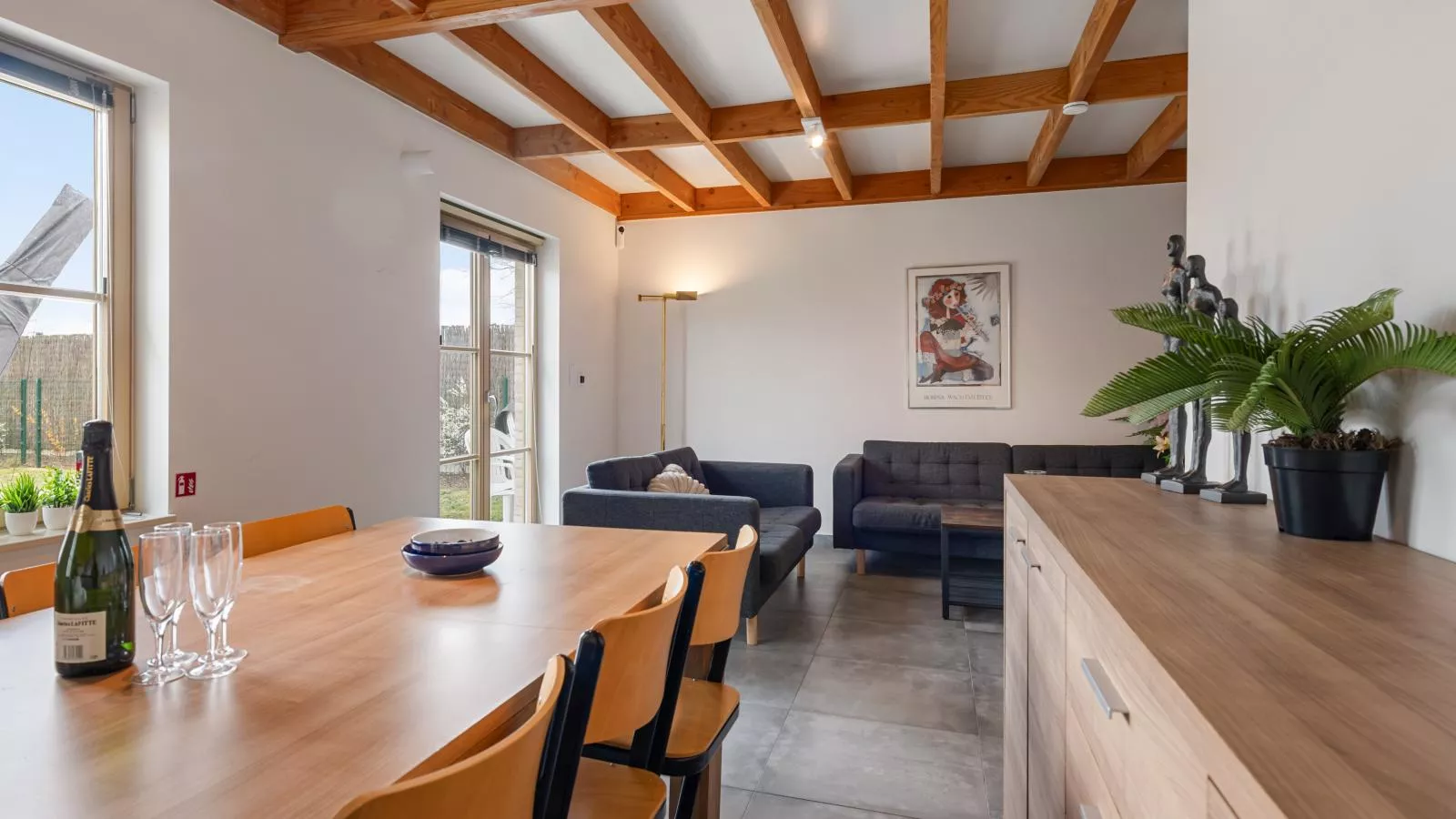 Westhinder I H91 - Eetkamer