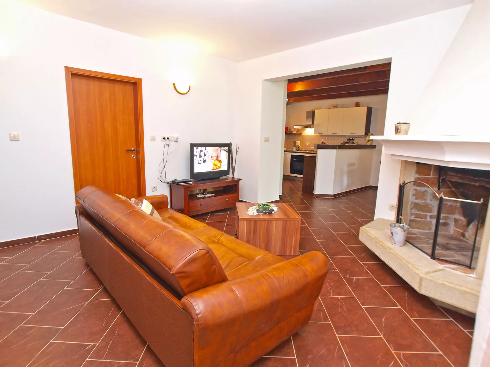House 1330 - Binnen