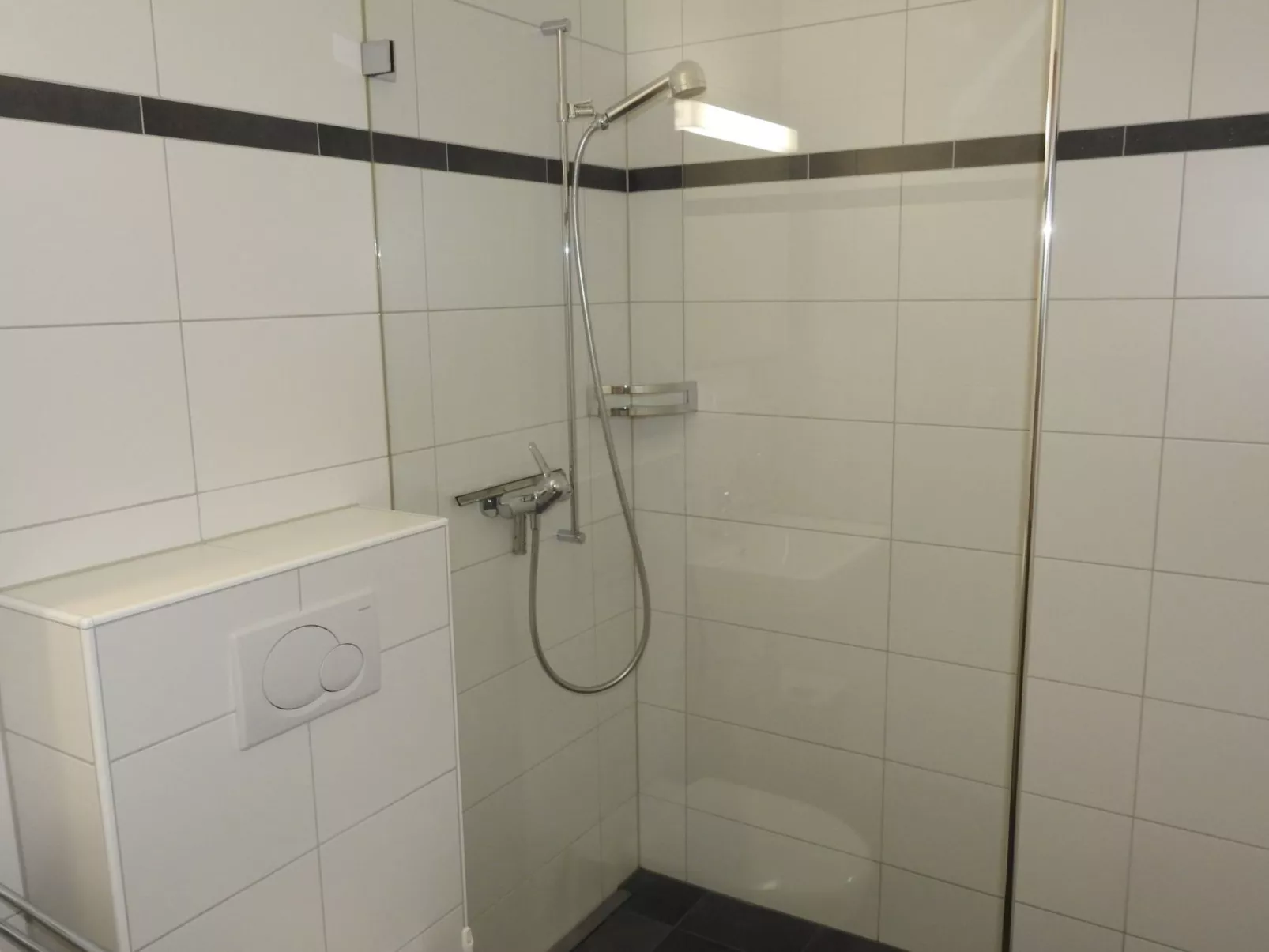 Ner B / Hartl, (Flims Dorf). 2.5 Zimmerwohnung - Binnen