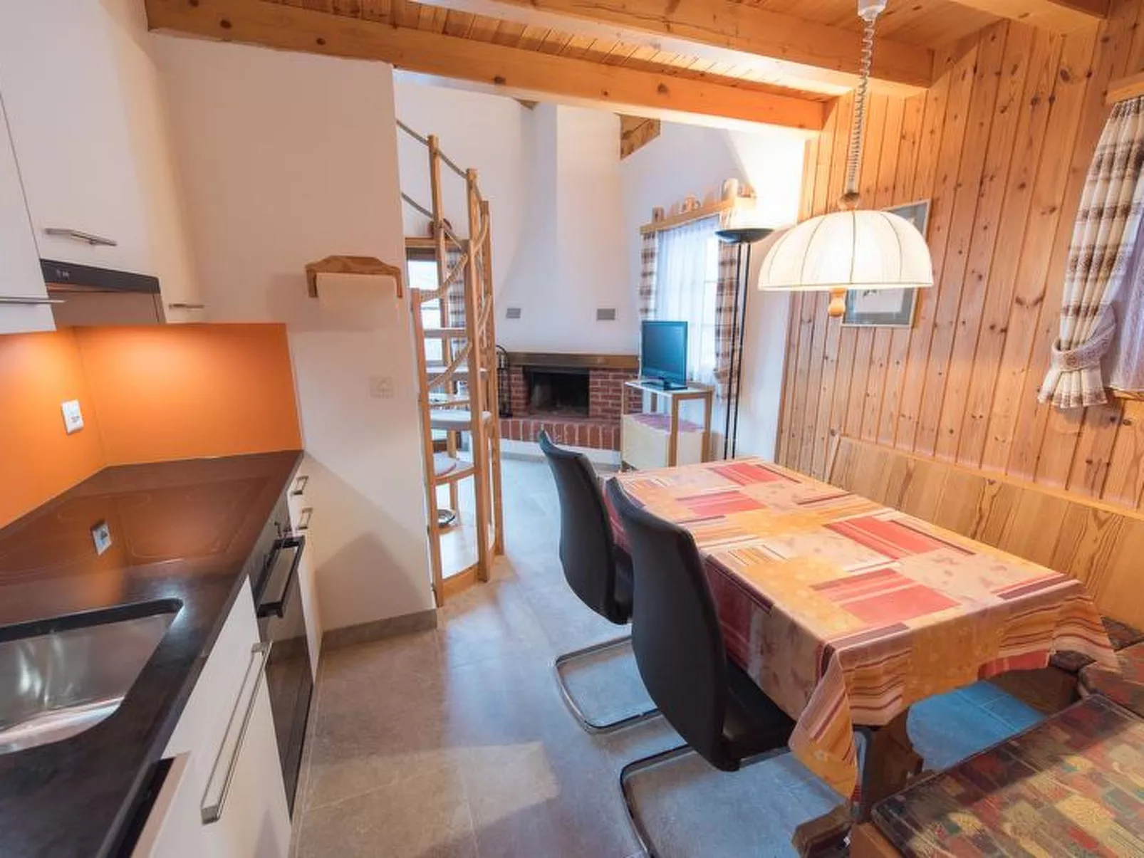 Casa Panorama Kuhn, Brigels, (Breil/Brigels). - Binnen
